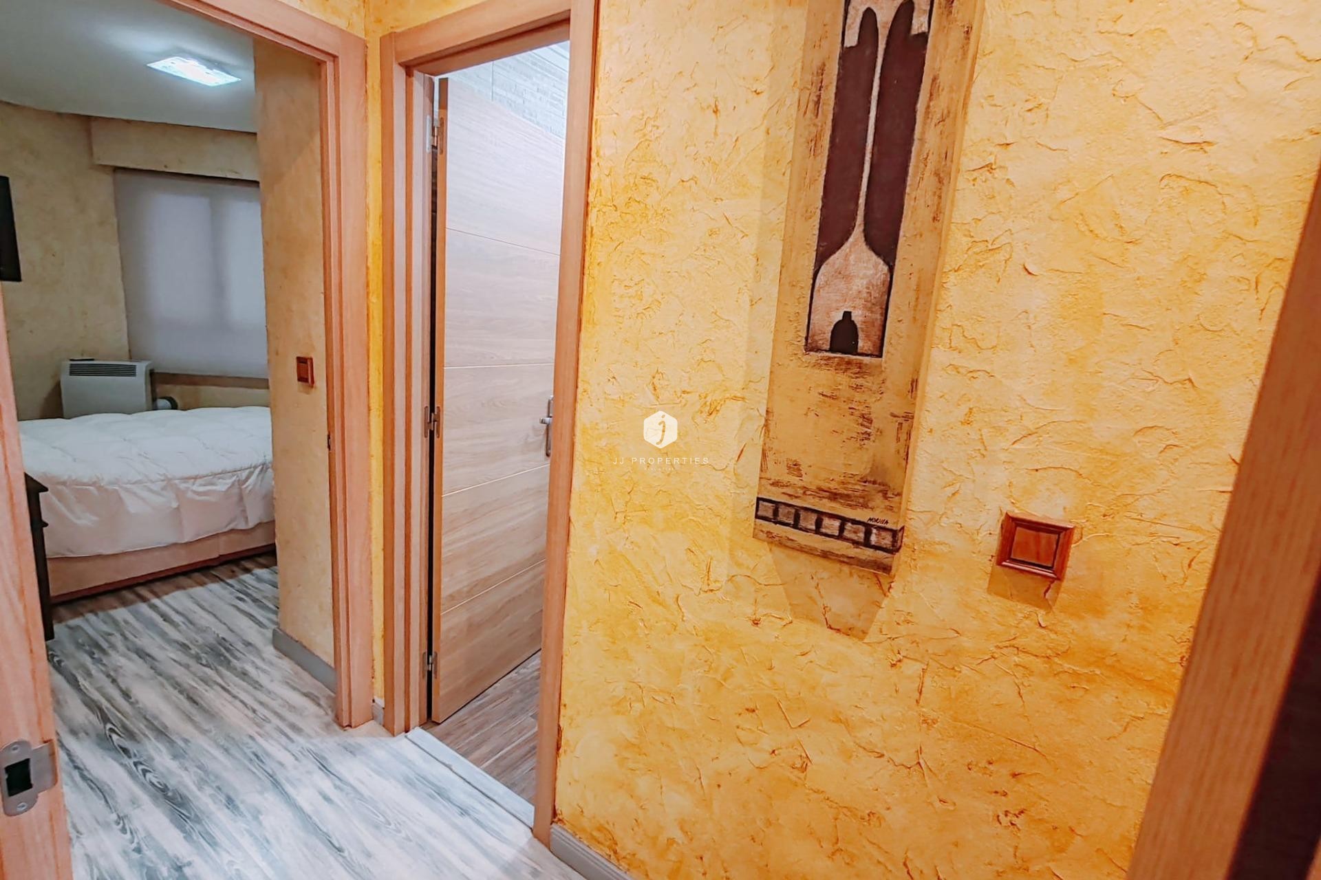 Segunda mano - Apartamento / piso -
Torrevieja - Acequion