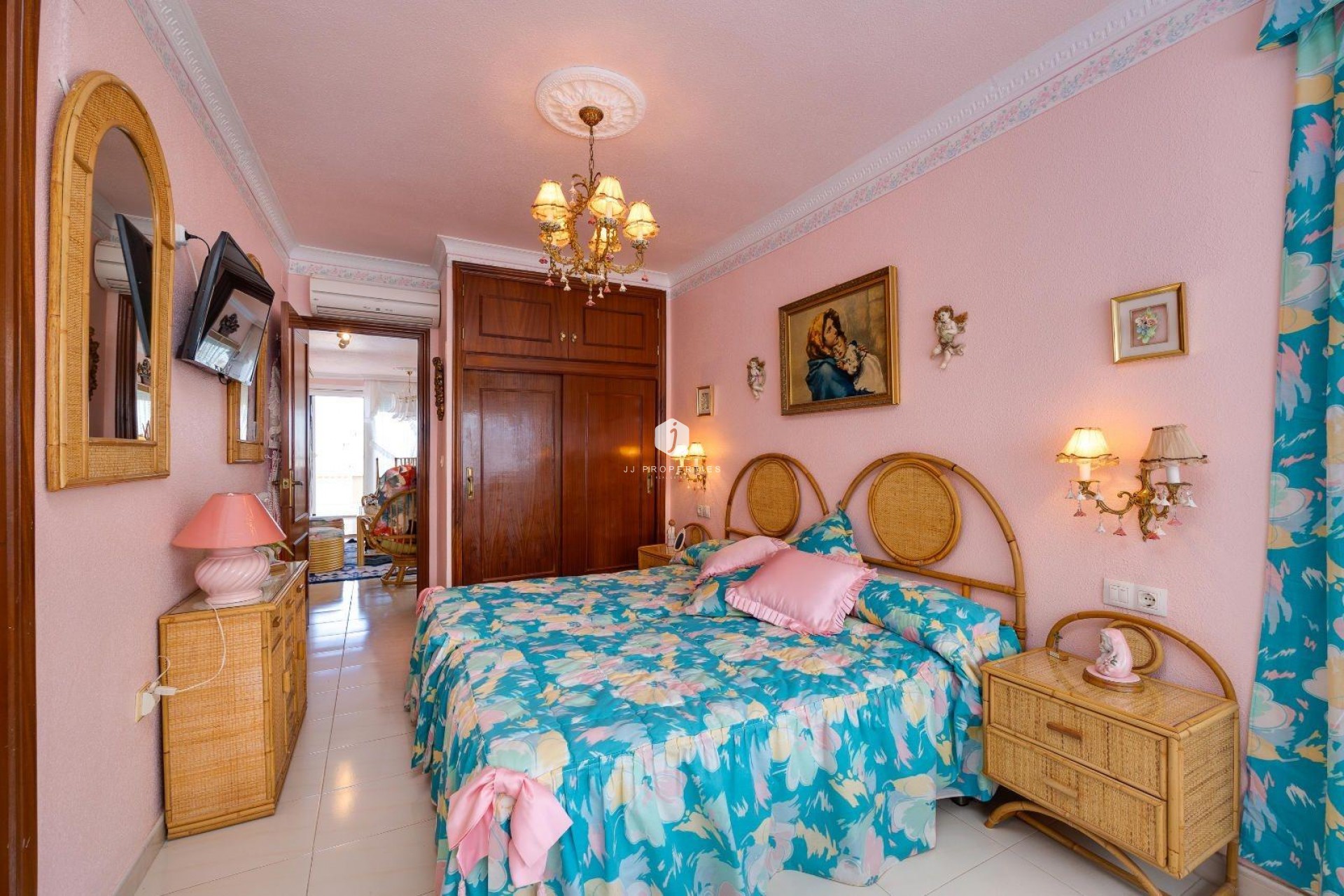 Segunda mano - Apartamento / piso -
Torrevieja - Cabo cervera