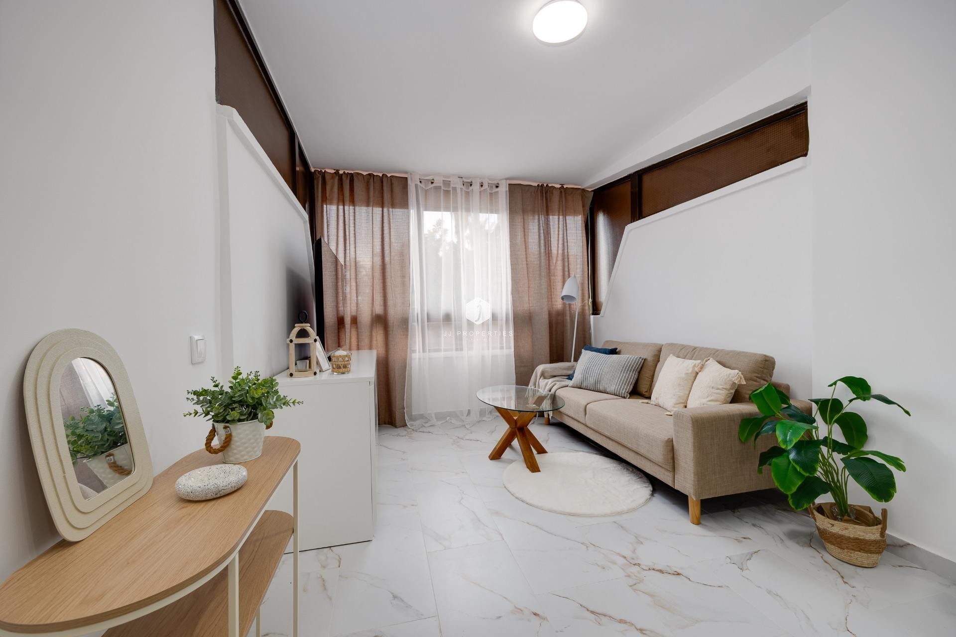 Segunda mano - Apartamento / piso -
Torrevieja - Cabo cervera