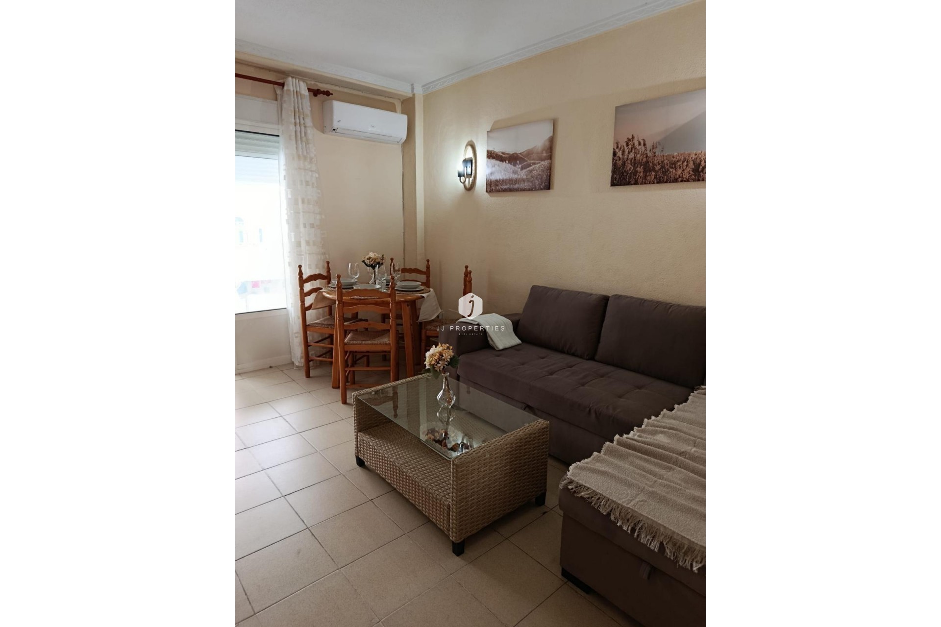 Segunda mano - Apartamento / piso -
Torrevieja - Cabo cervera