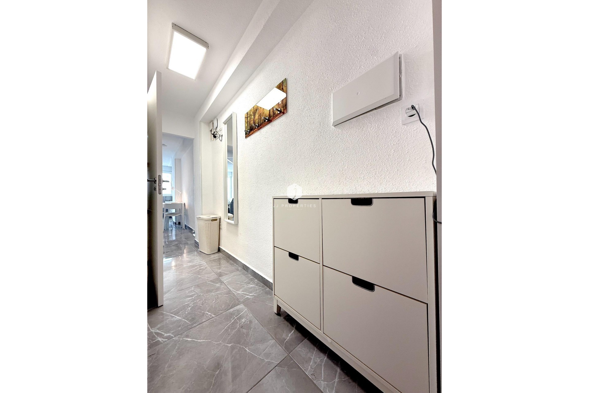 Segunda mano - Apartamento / piso -
Torrevieja - Cabo cervera