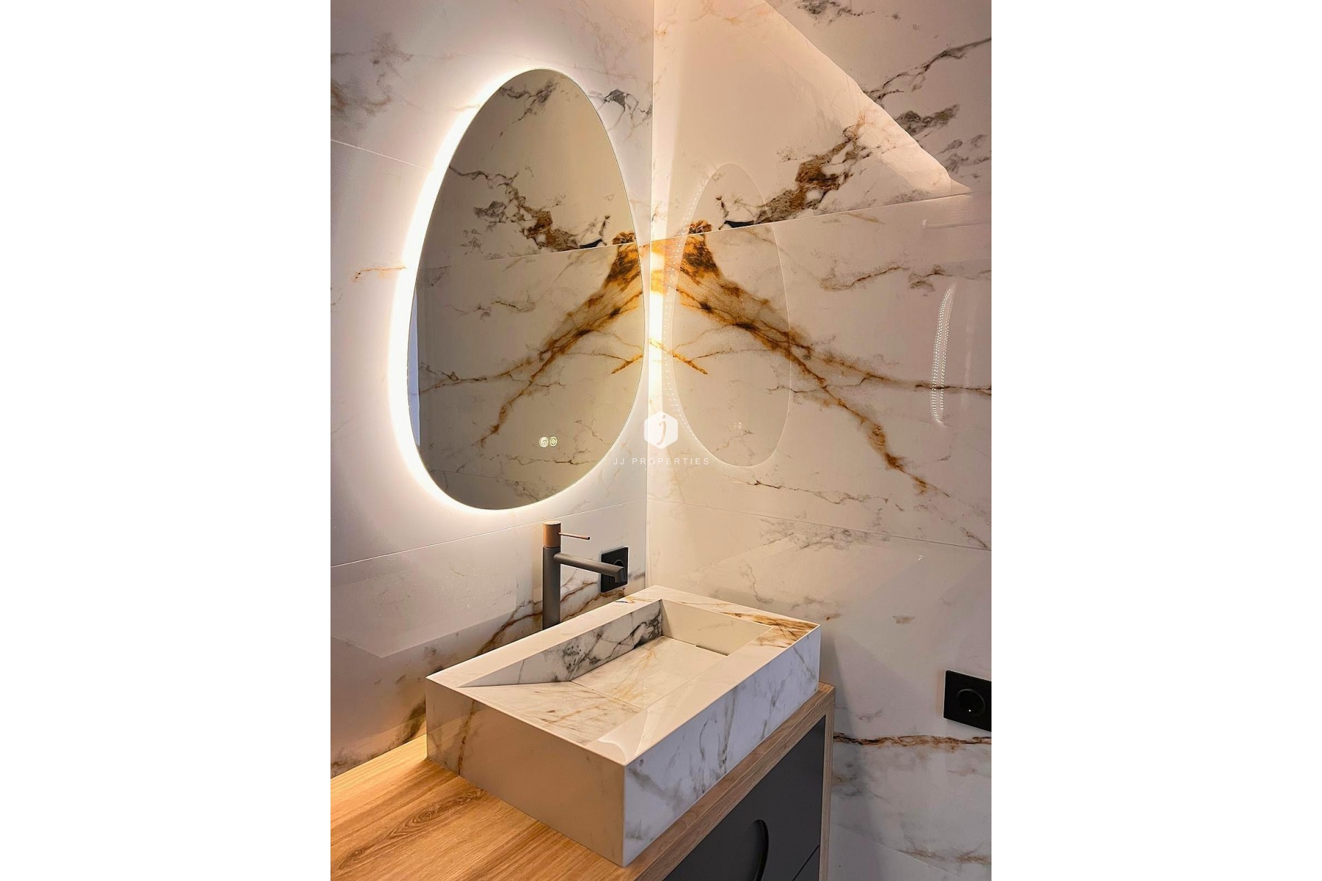 Segunda mano - Apartamento / piso -
Torrevieja - Cabo cervera