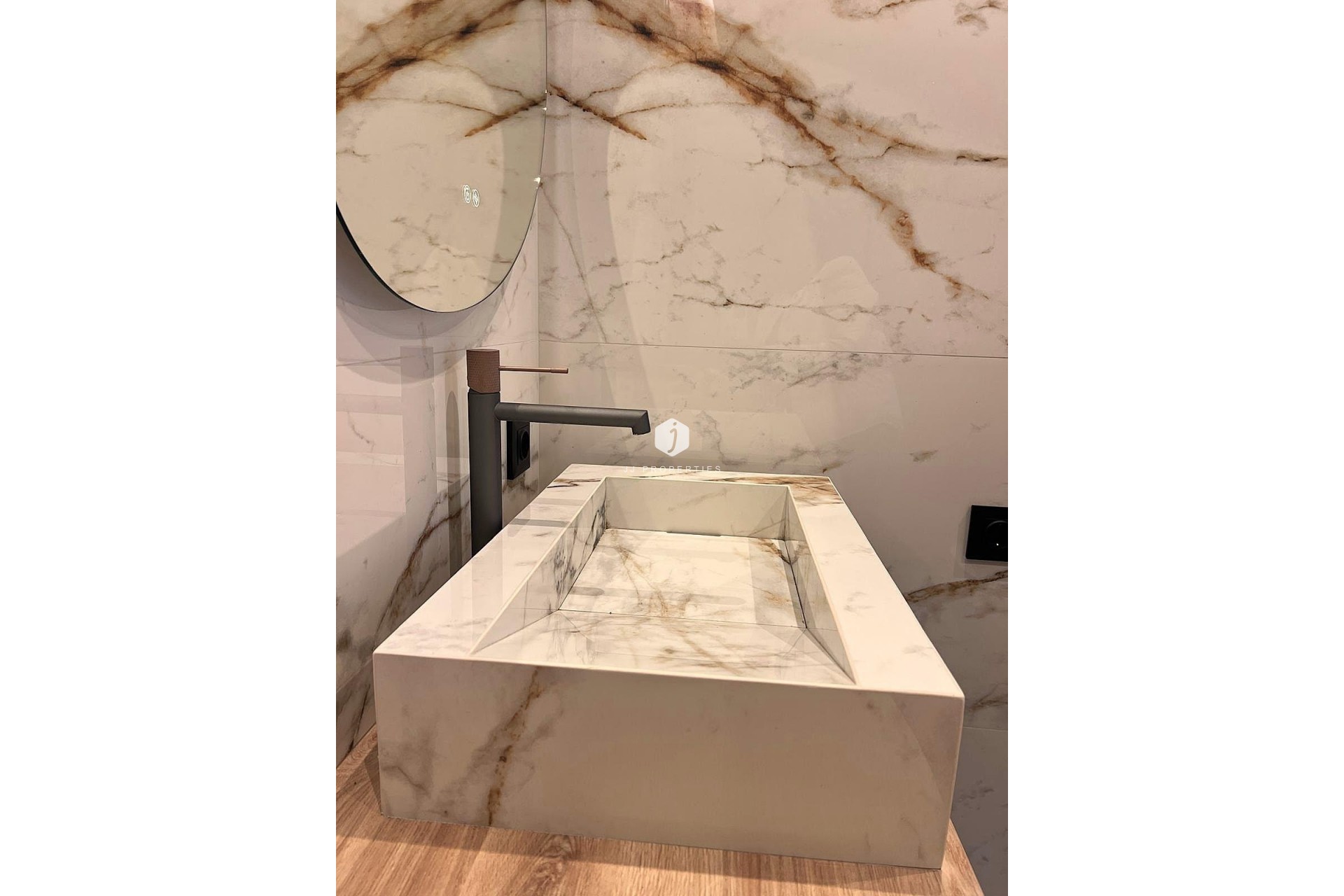 Segunda mano - Apartamento / piso -
Torrevieja - Cabo cervera