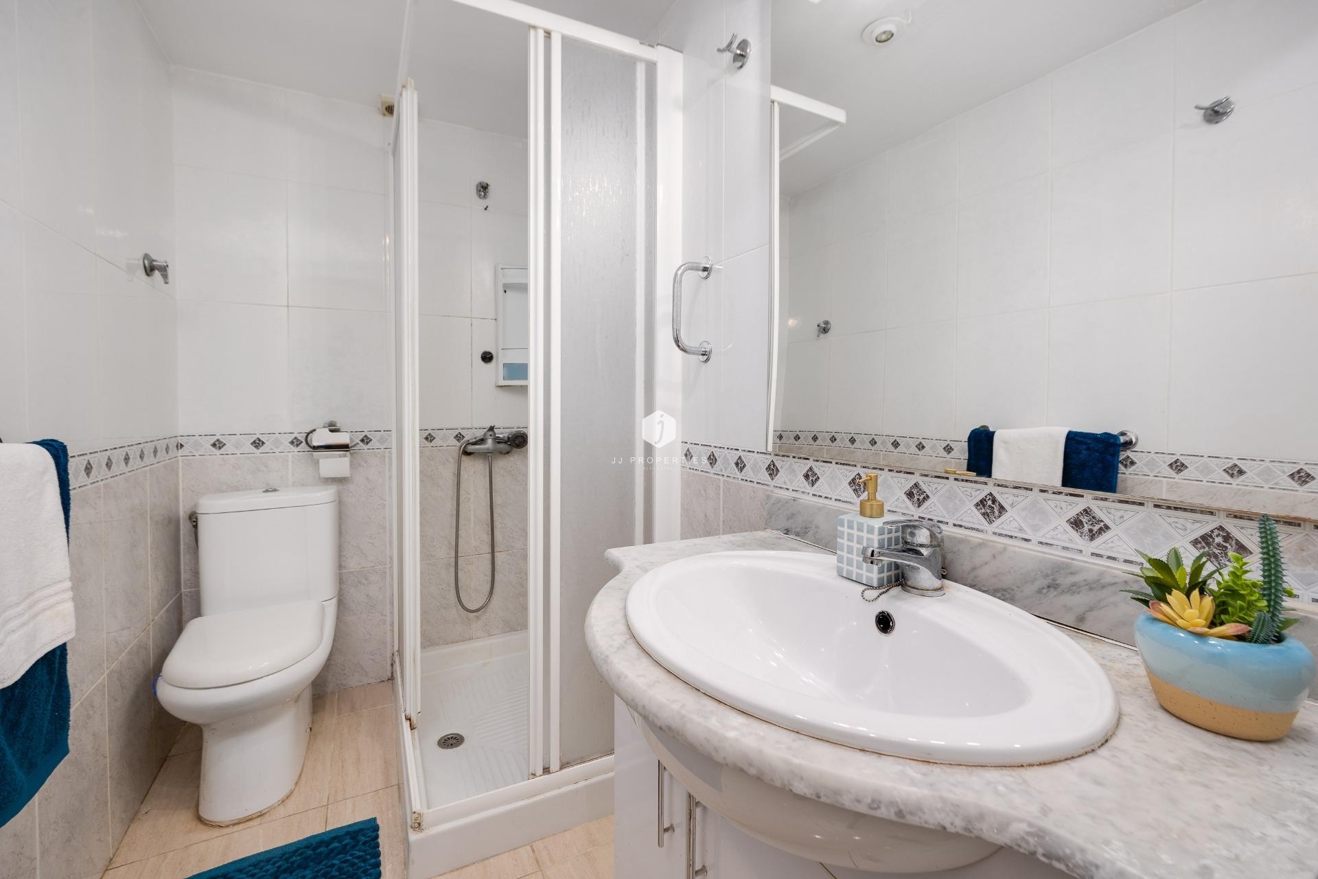 Segunda mano - Apartamento / piso -
Torrevieja - Cabo cervera