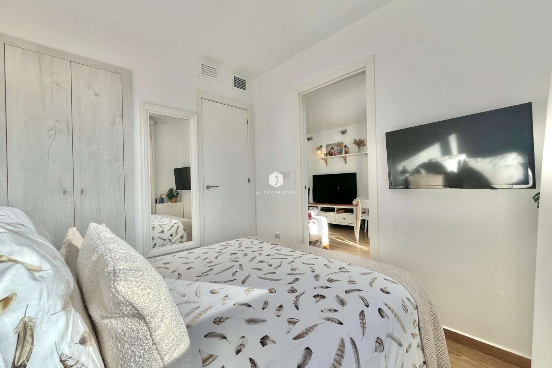 Segunda mano - Apartamento / piso -
Torrevieja - Calas blanca