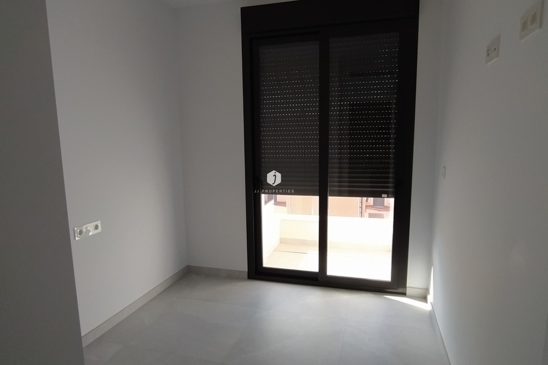 Segunda mano - Apartamento / piso -
Torrevieja - CENTRE PLAYA DEL CURA LAS PISCINAS
