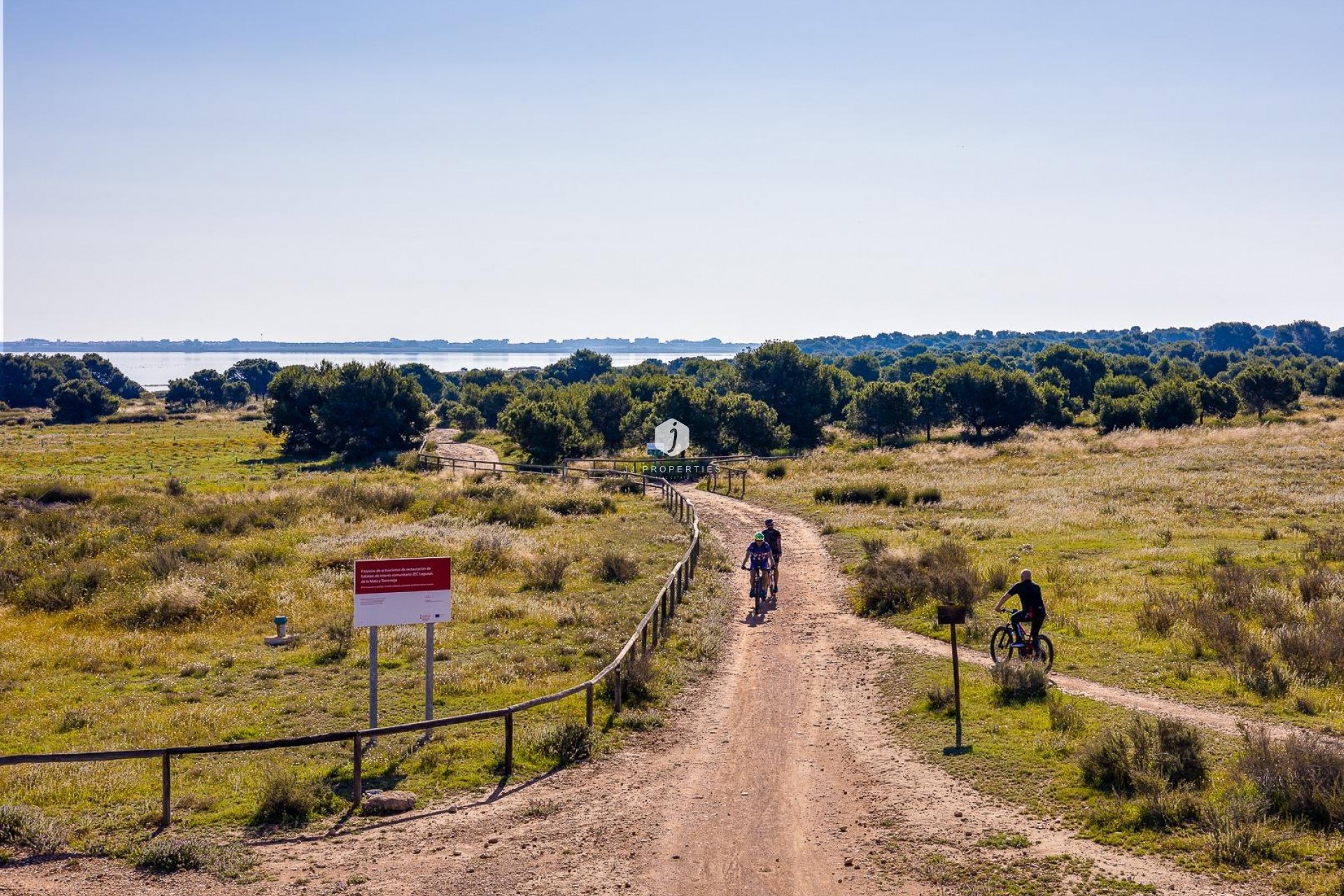 Segunda mano - Apartamento / piso -
Torrevieja - Centro - Muelle Pesquero