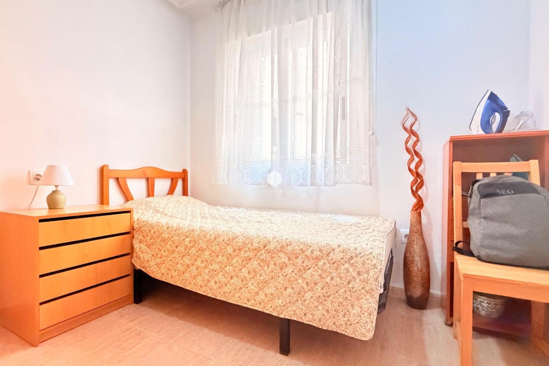 Segunda mano - Apartamento / piso -
Torrevieja - Centro - Muelle Pesquero
