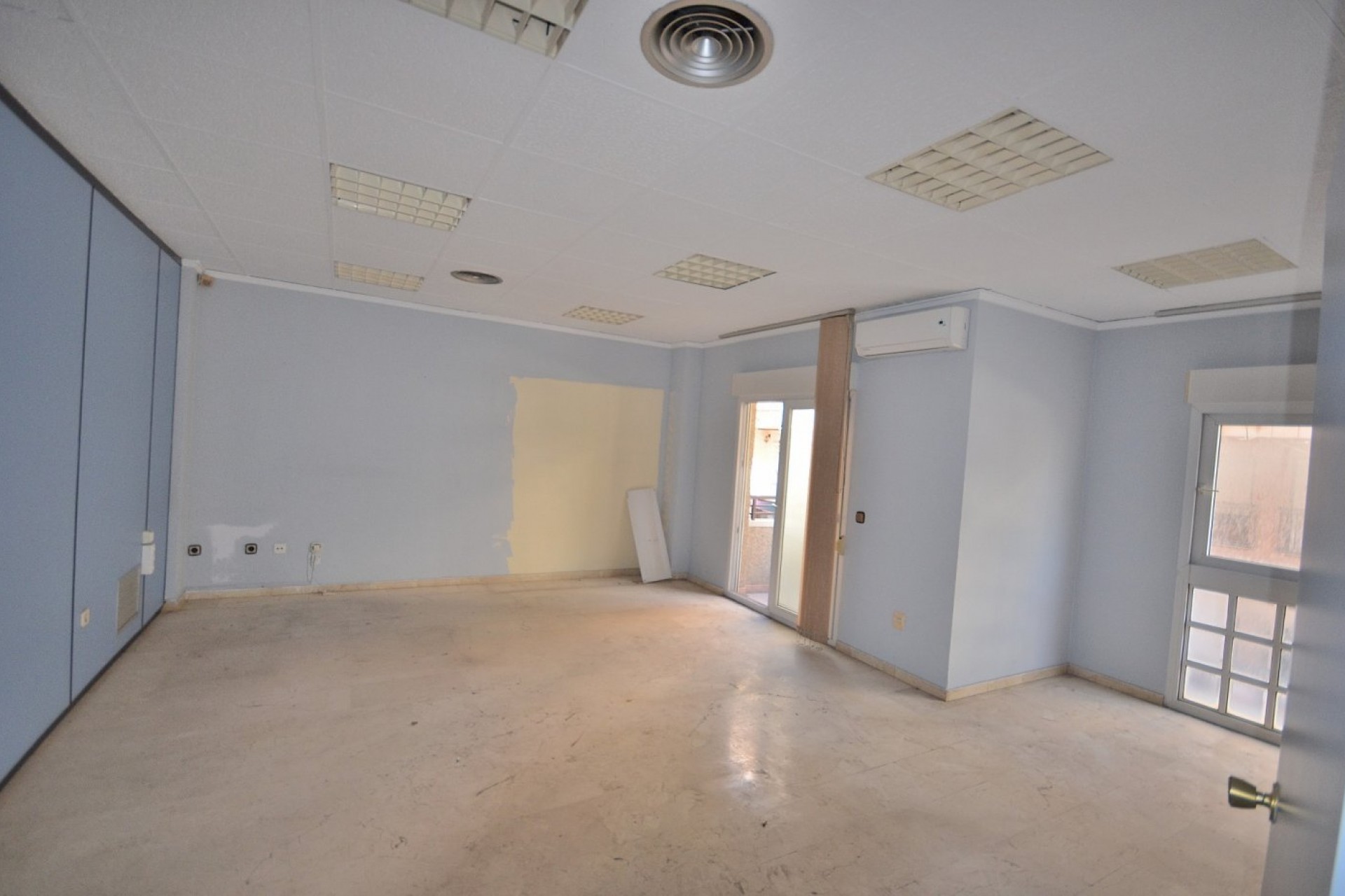 Segunda mano - Apartamento / piso -
Torrevieja - Centro