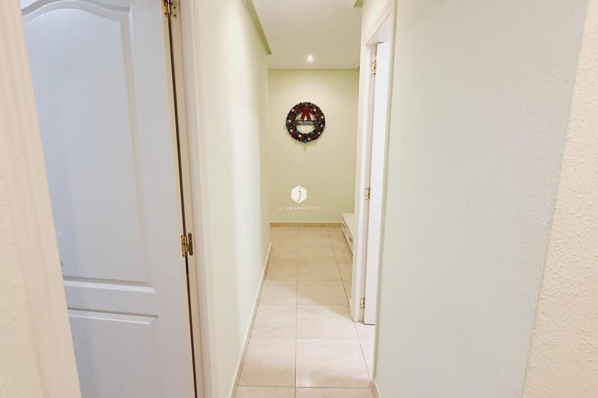 Segunda mano - Apartamento / piso -
Torrevieja - Centro