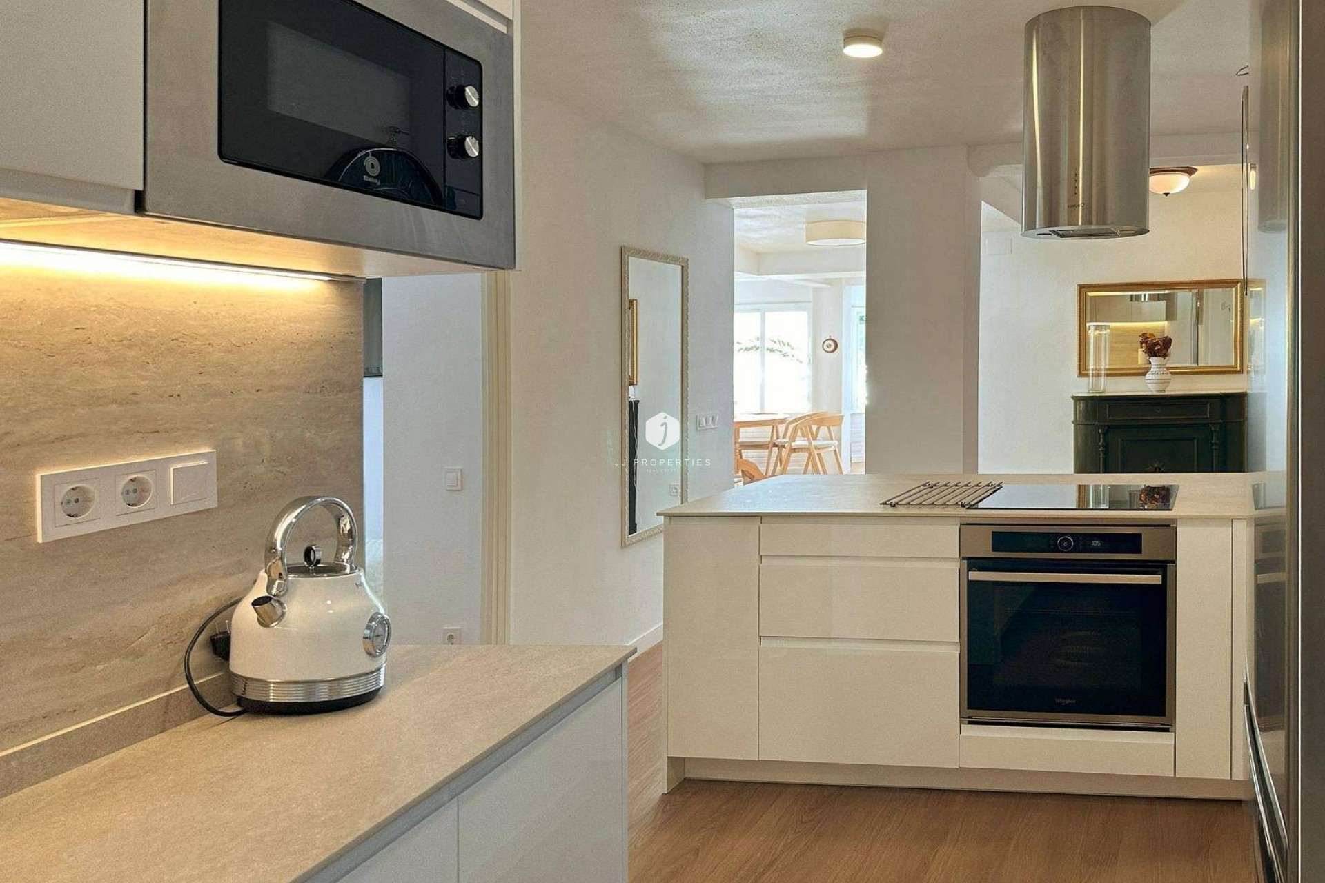 Segunda mano - Apartamento / piso -
Torrevieja - Centro