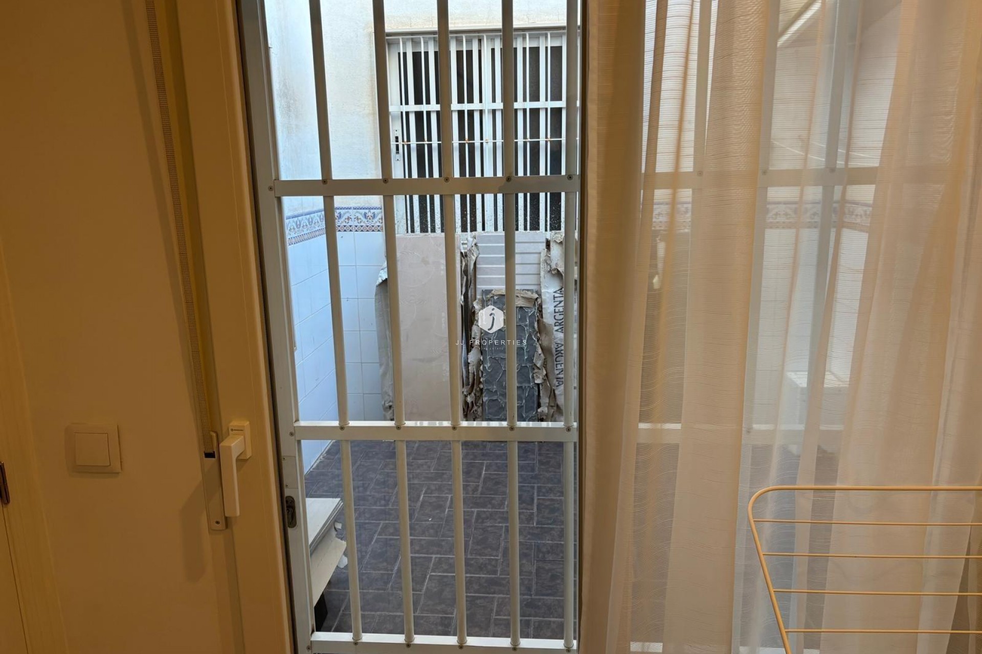 Segunda mano - Apartamento / piso -
Torrevieja - Centro