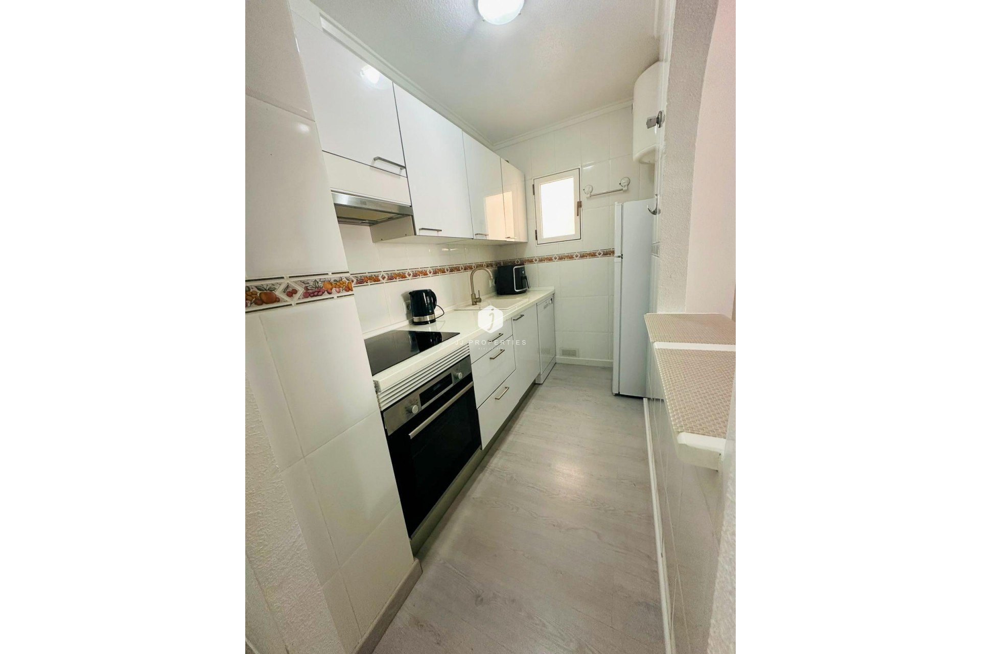 Segunda mano - Apartamento / piso -
Torrevieja - Centro