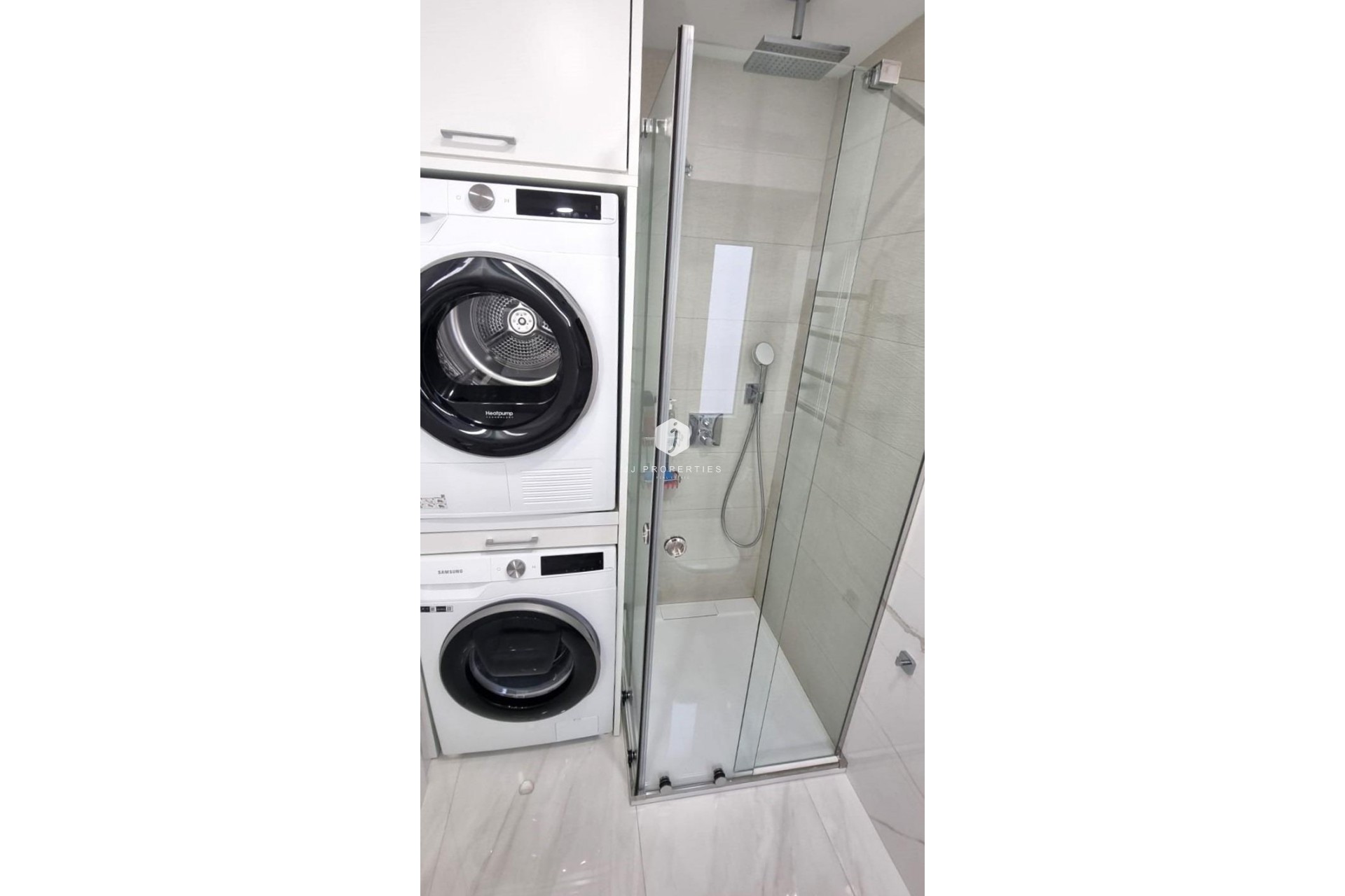 Segunda mano - Apartamento / piso -
Torrevieja - Centro