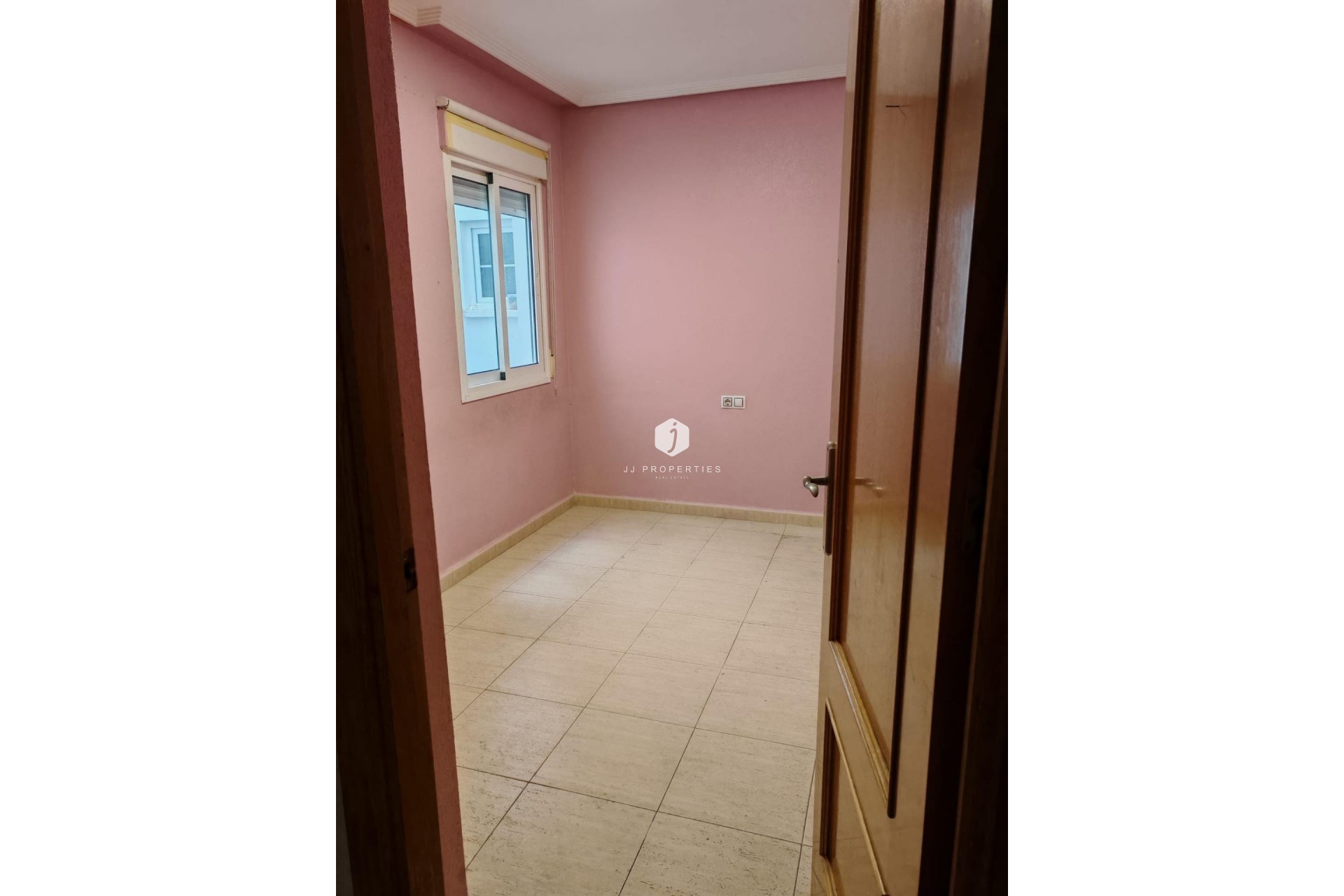 Segunda mano - Apartamento / piso -
Torrevieja - Centro