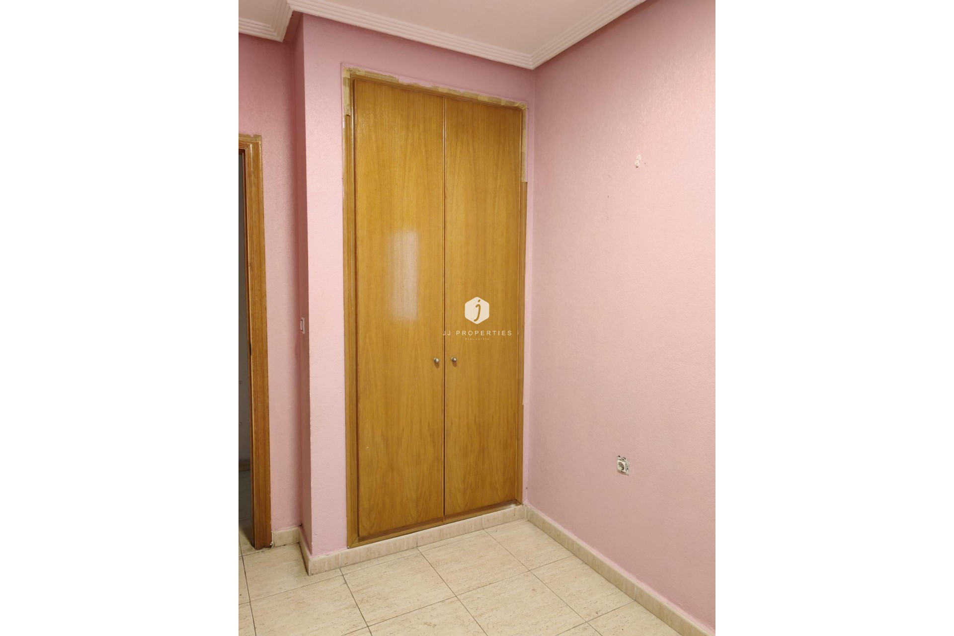 Segunda mano - Apartamento / piso -
Torrevieja - Centro