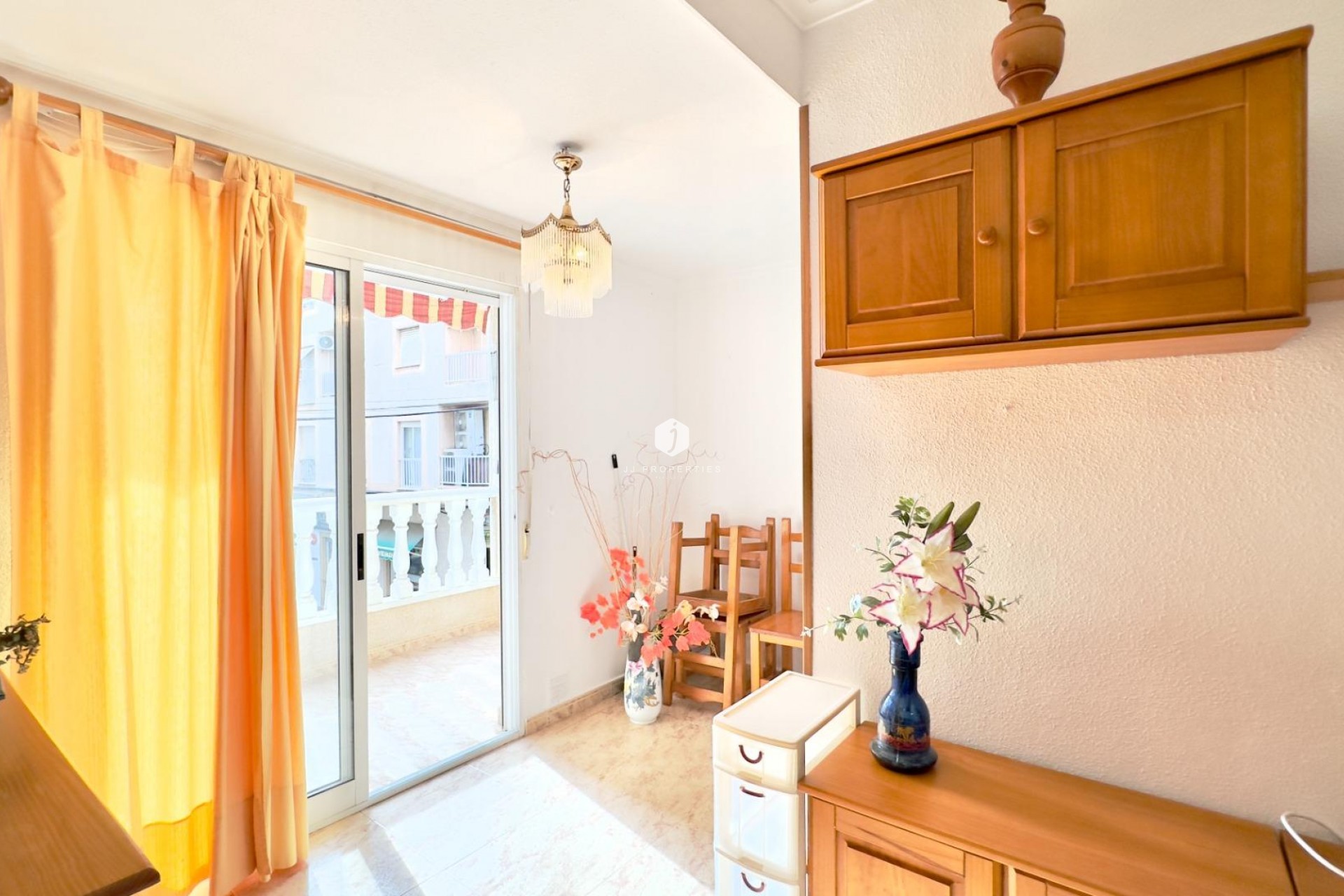 Segunda mano - Apartamento / piso -
Torrevieja - Centro