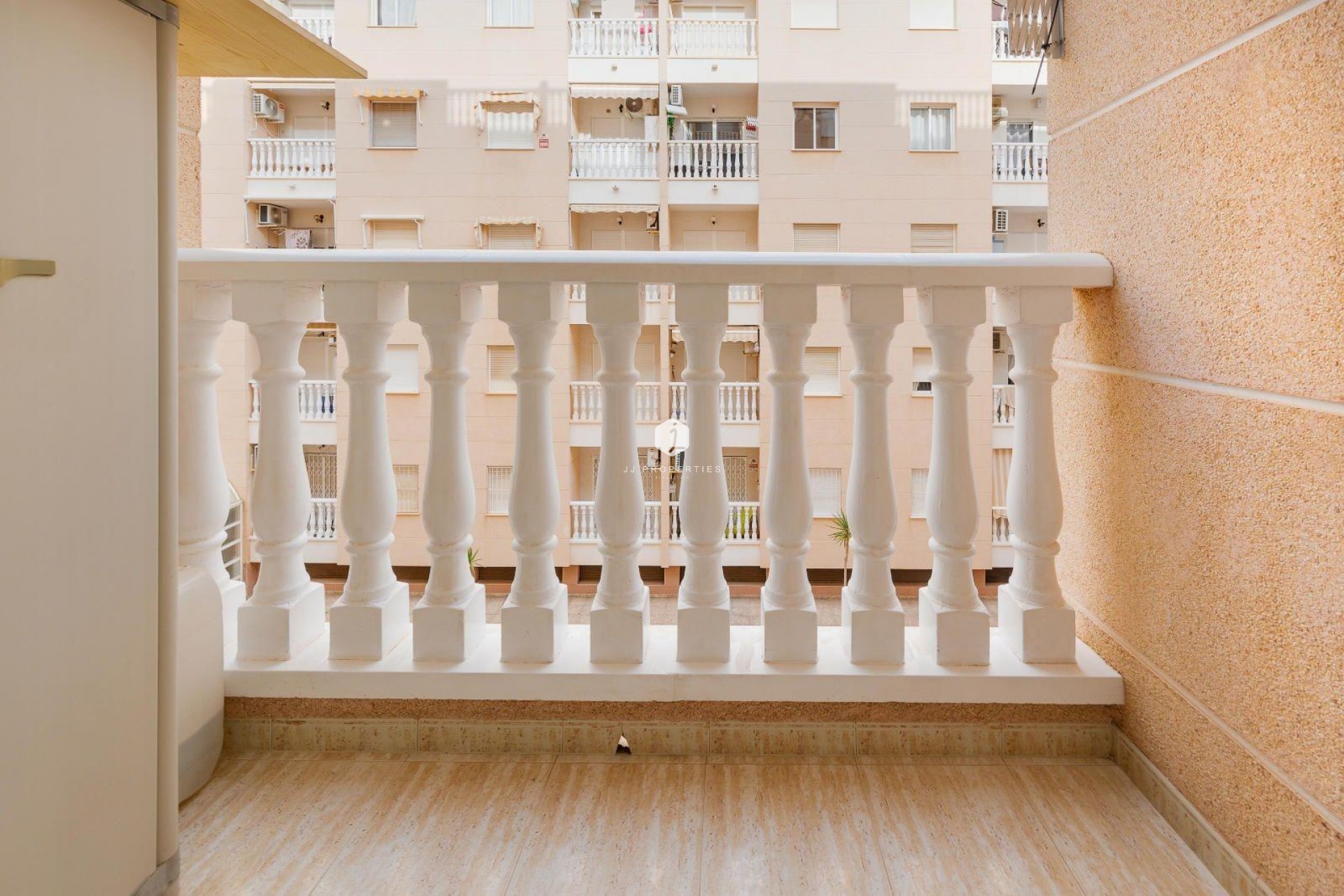 Segunda mano - Apartamento / piso -
Torrevieja - Centro