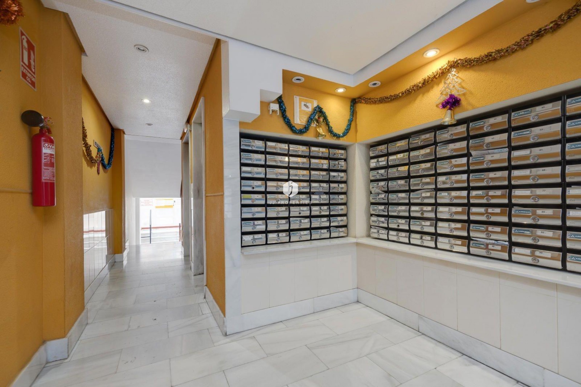 Segunda mano - Apartamento / piso -
Torrevieja - Centro