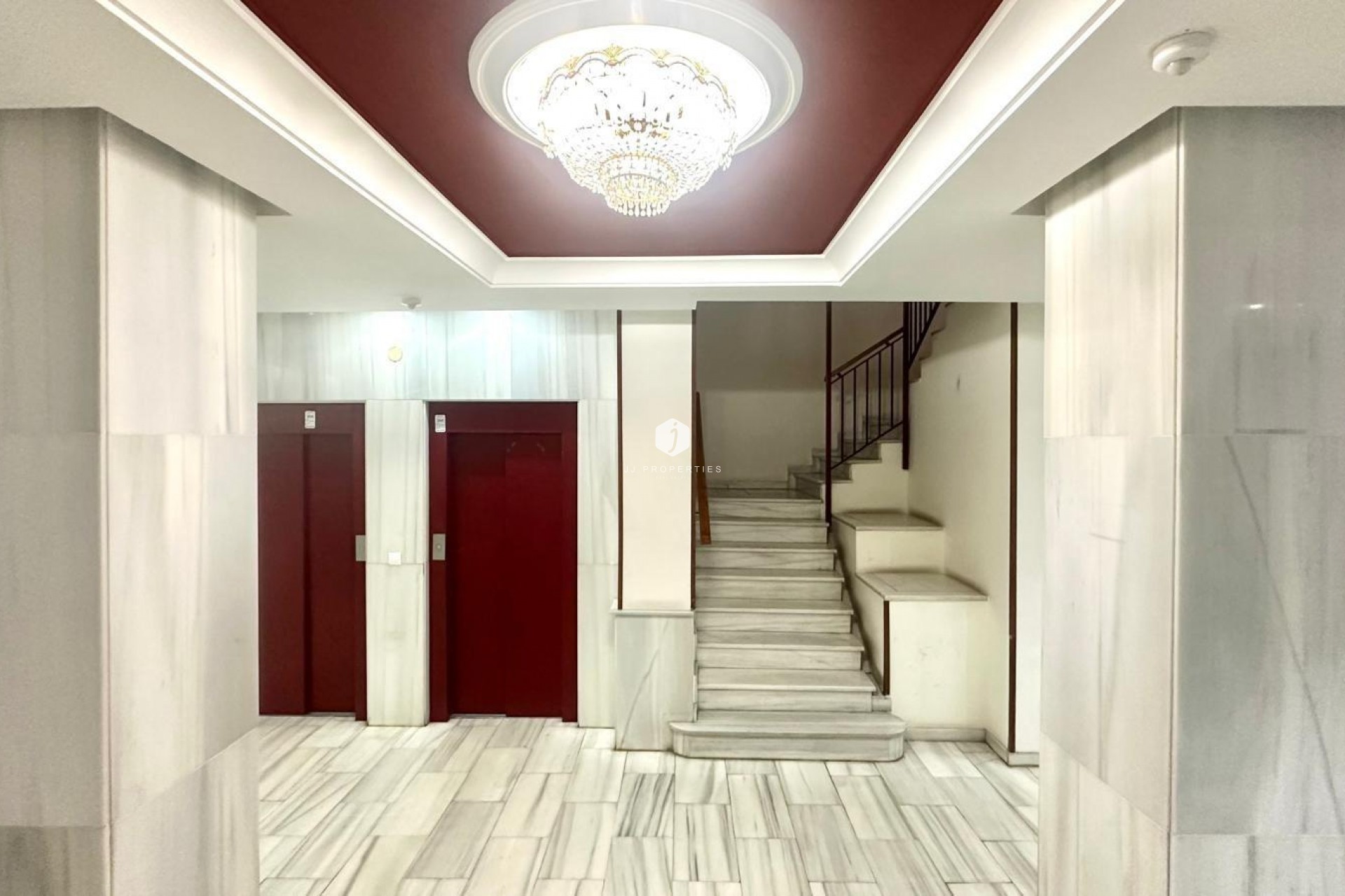 Segunda mano - Apartamento / piso -
Torrevieja - Centro