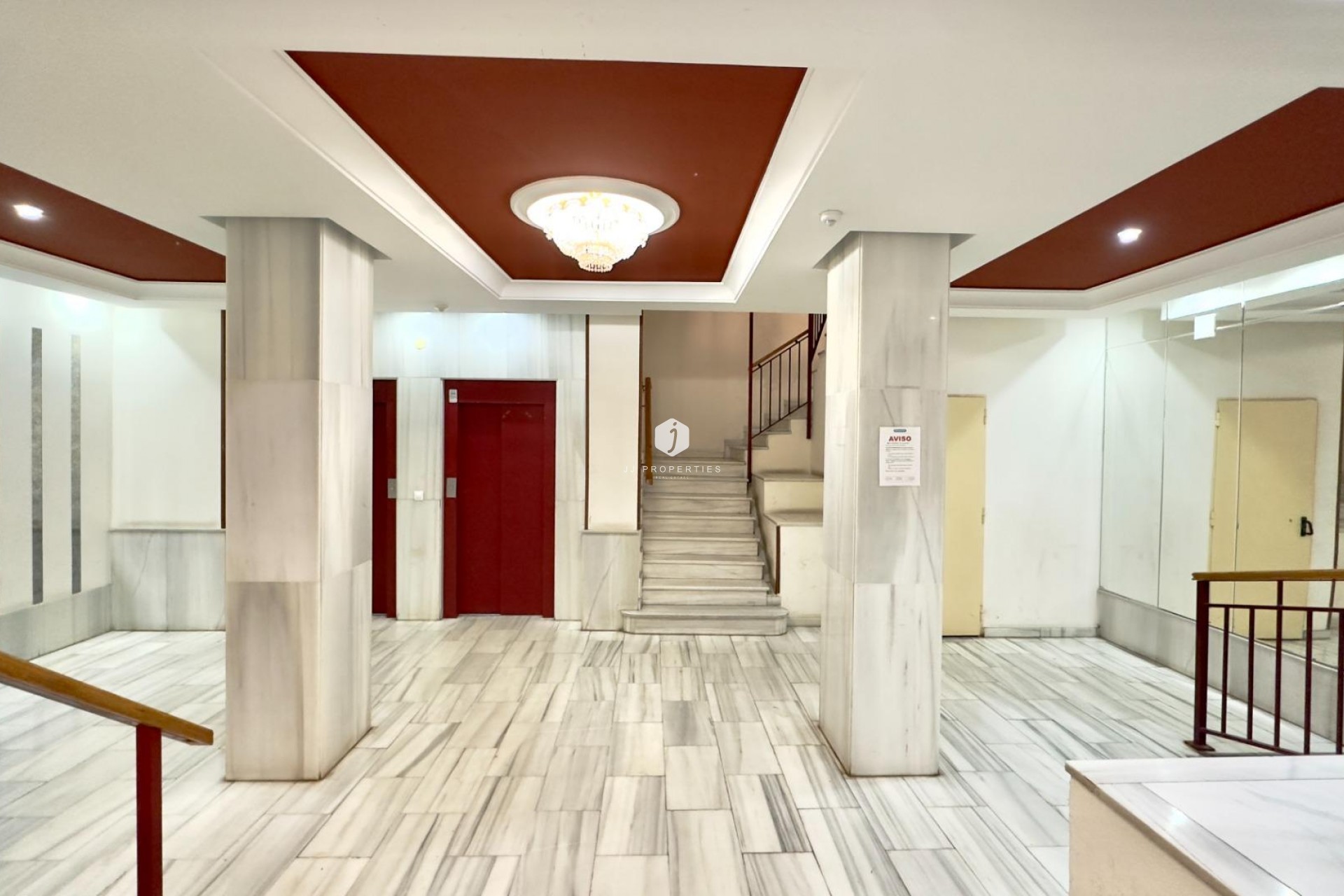 Segunda mano - Apartamento / piso -
Torrevieja - Centro