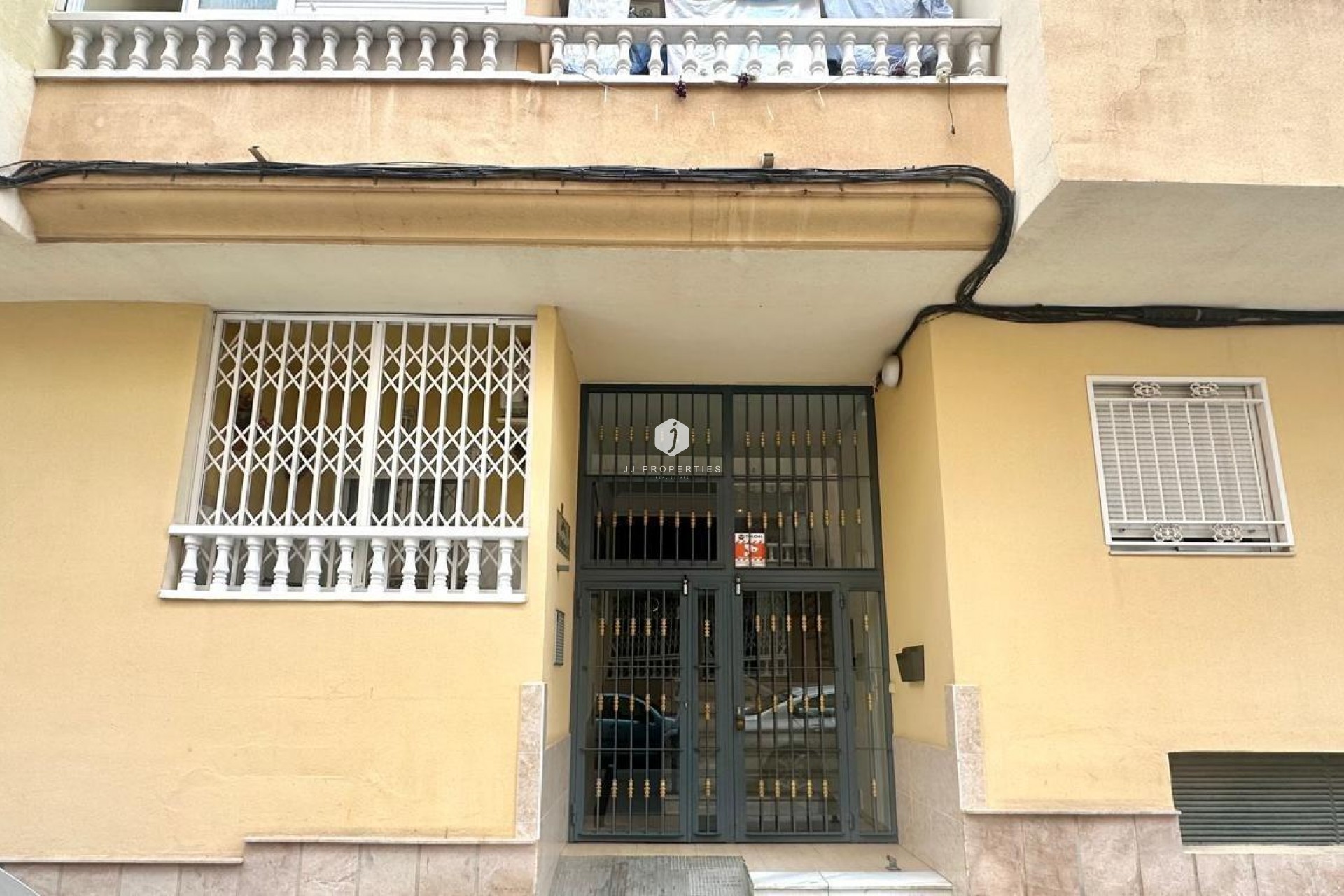 Segunda mano - Apartamento / piso -
Torrevieja - Centro