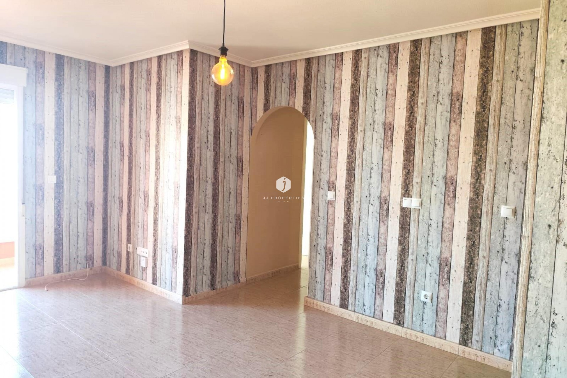 Segunda mano - Apartamento / piso -
Torrevieja - Centro