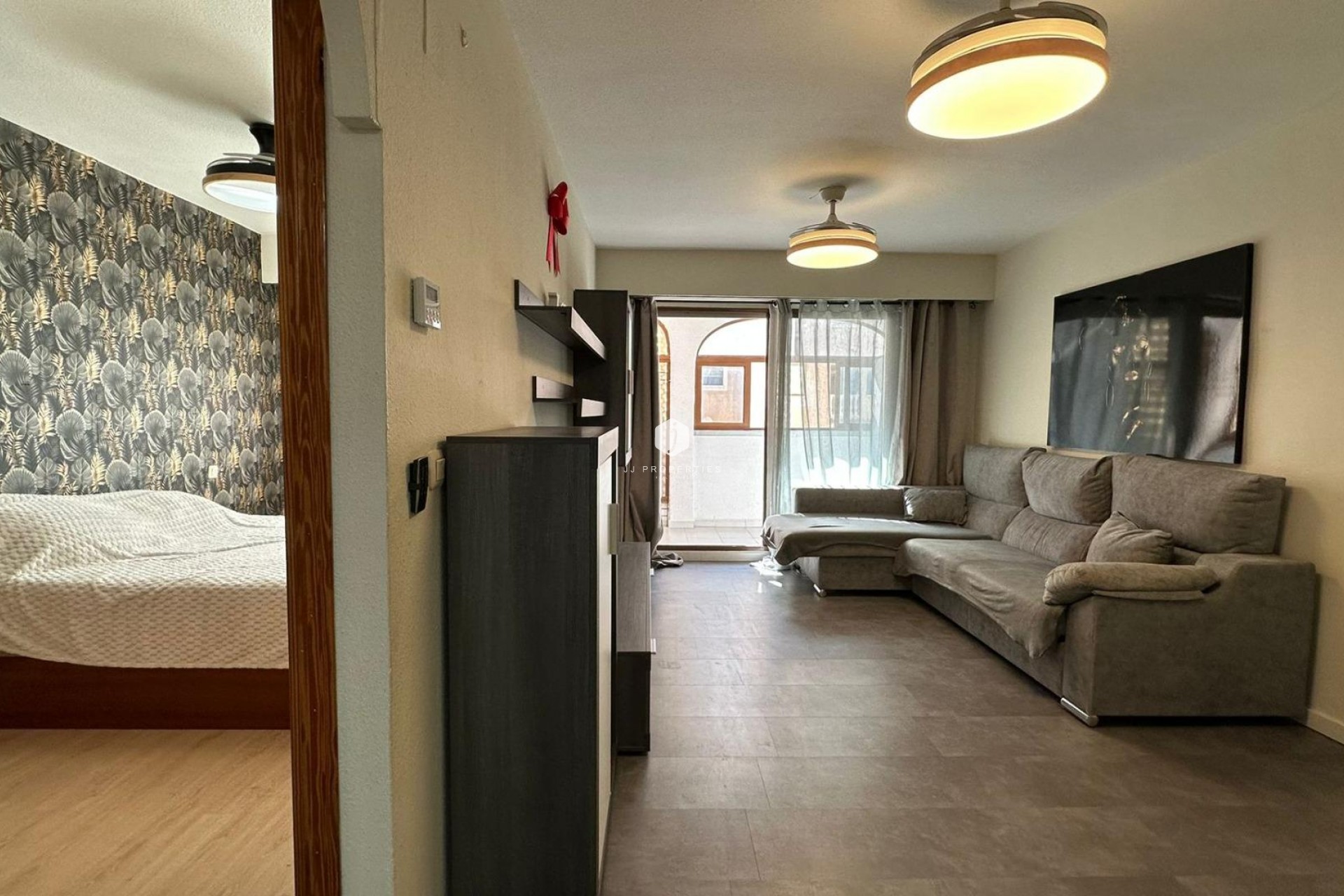 Segunda mano - Apartamento / piso -
Torrevieja - Centro