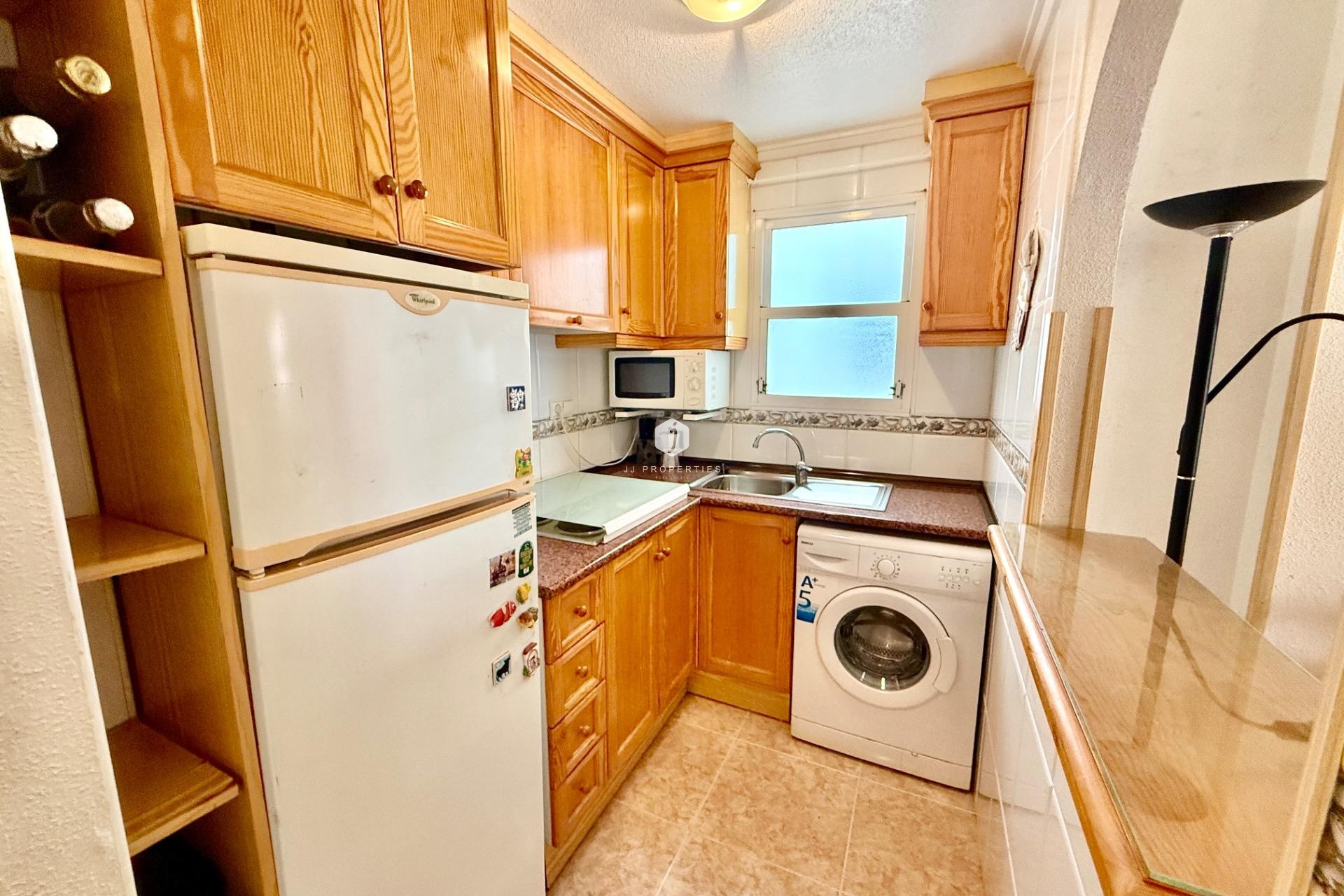 Segunda mano - Apartamento / piso -
Torrevieja - Centro