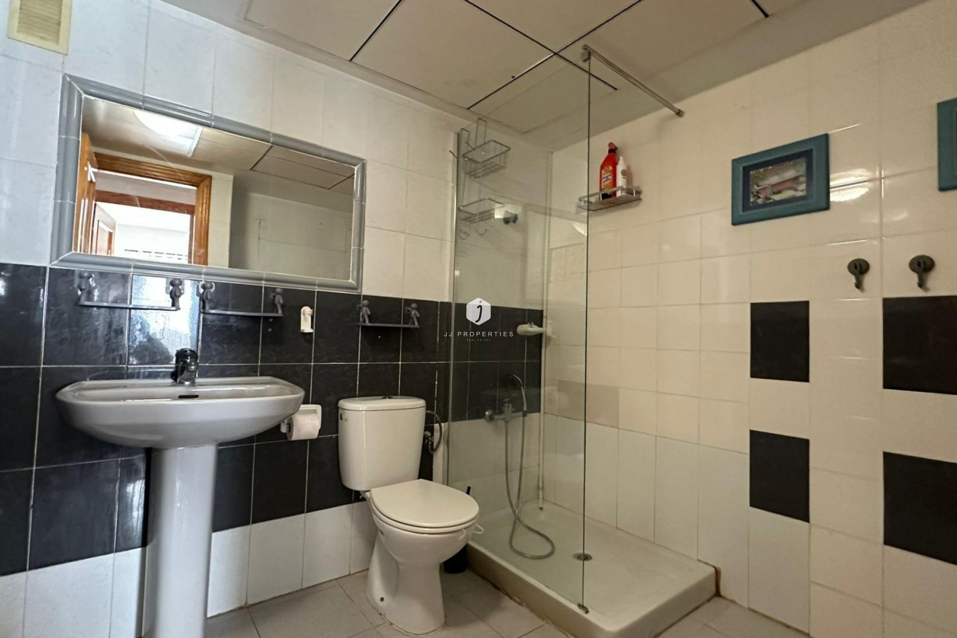 Segunda mano - Apartamento / piso -
Torrevieja - Centro