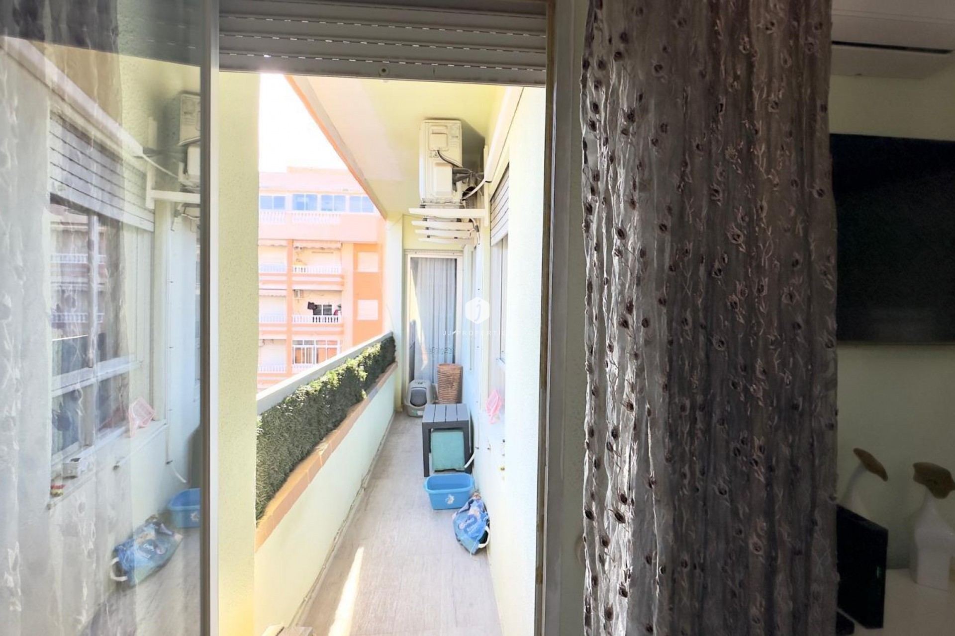 Segunda mano - Apartamento / piso -
Torrevieja - Centro