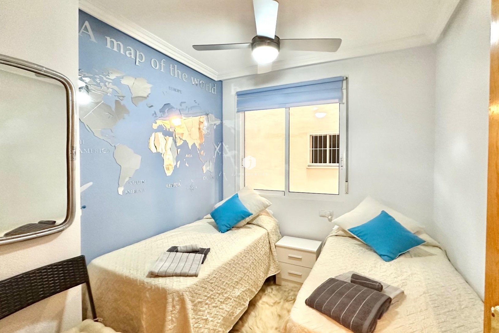 Segunda mano - Apartamento / piso -
Torrevieja - Centro