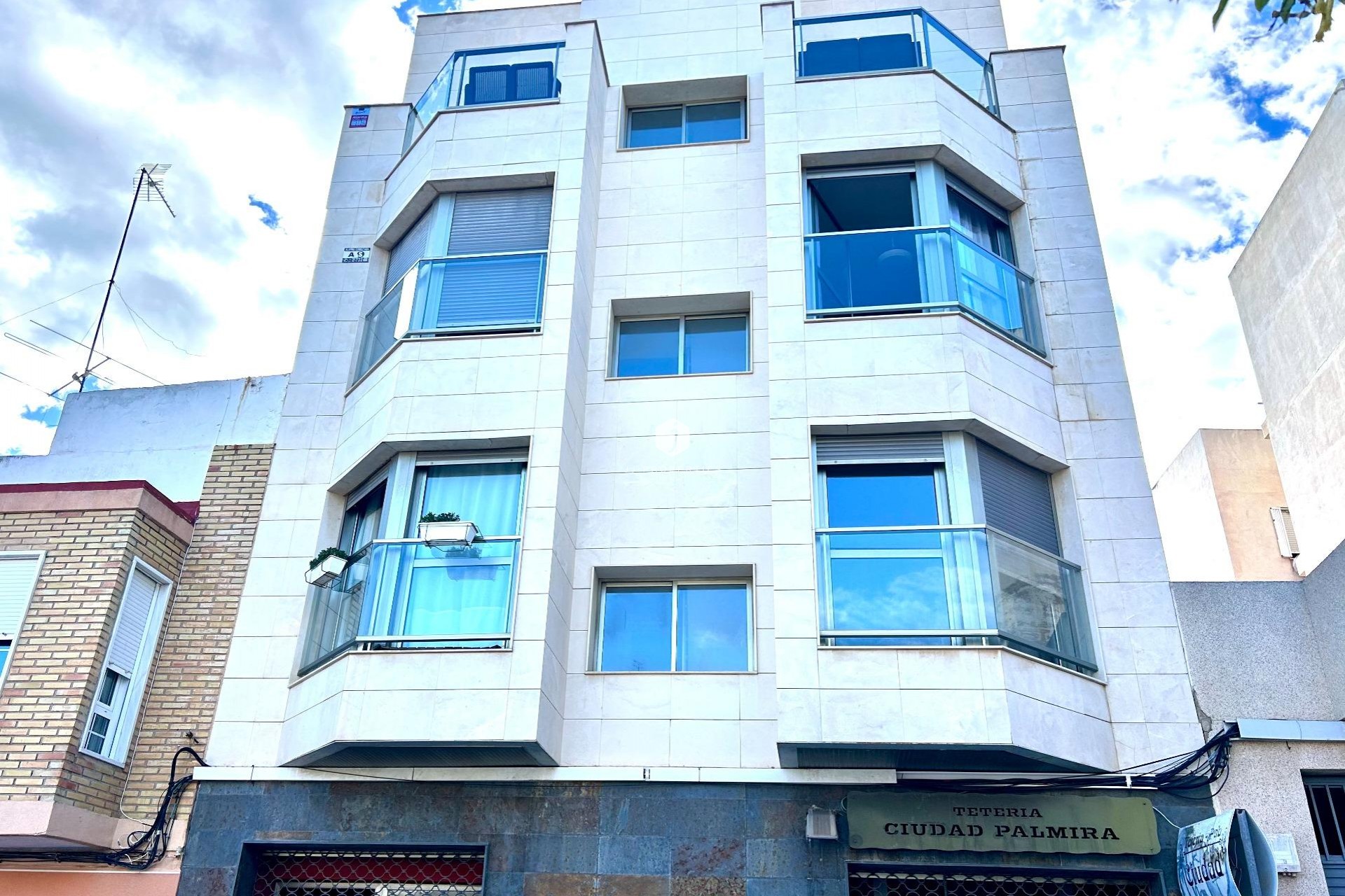 Segunda mano - Apartamento / piso -
Torrevieja - Centro