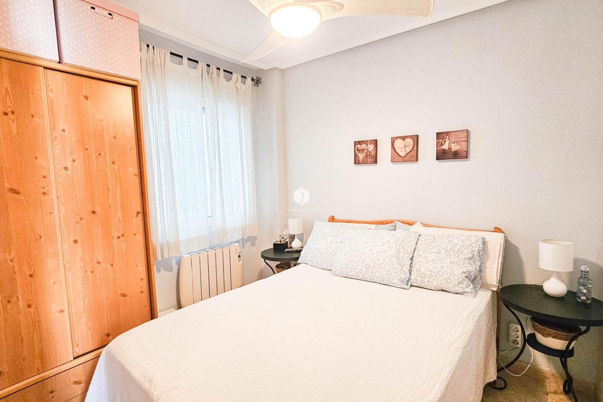 Segunda mano - Apartamento / piso -
Torrevieja - Centro