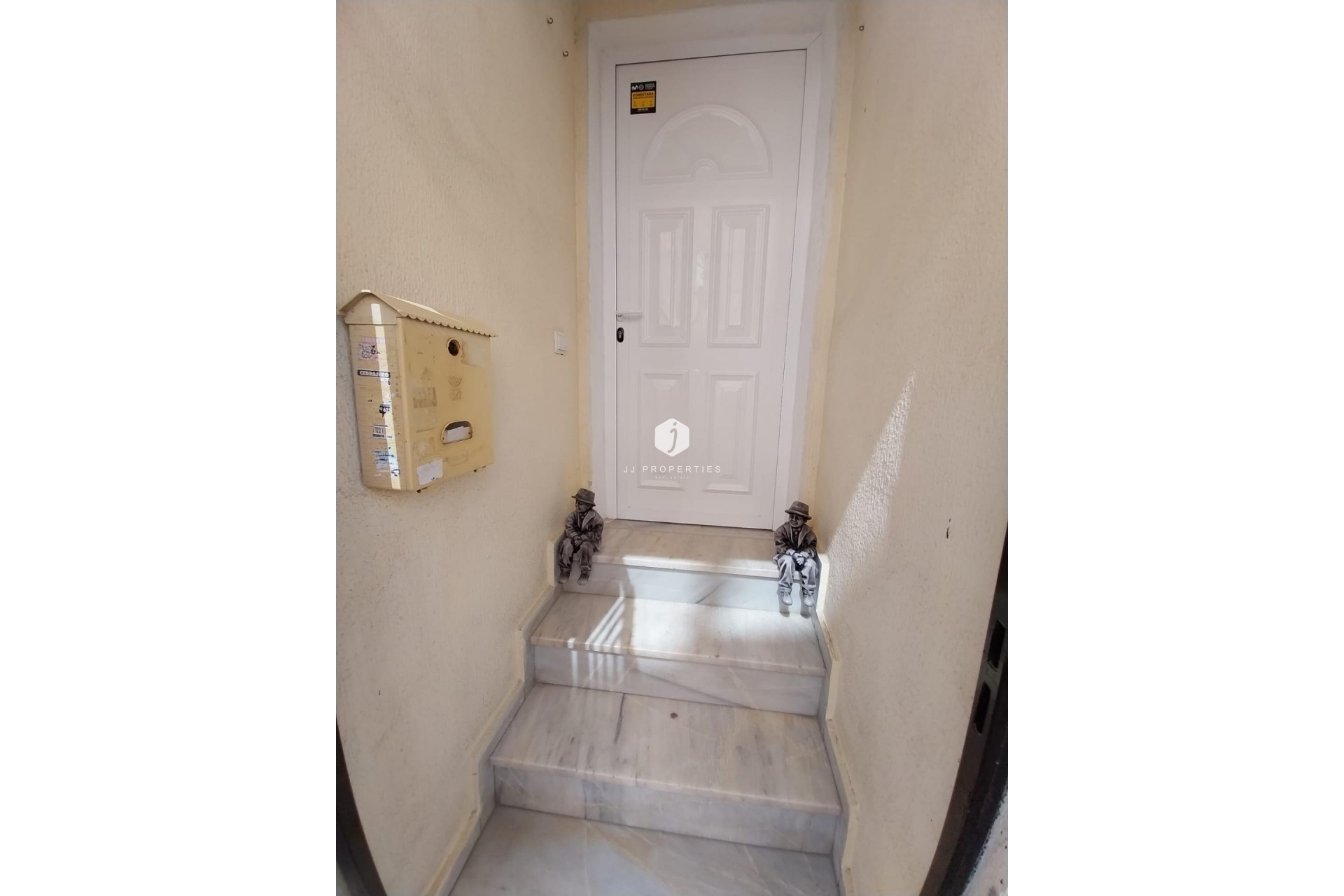 Segunda mano - Apartamento / piso -
Torrevieja - Centro