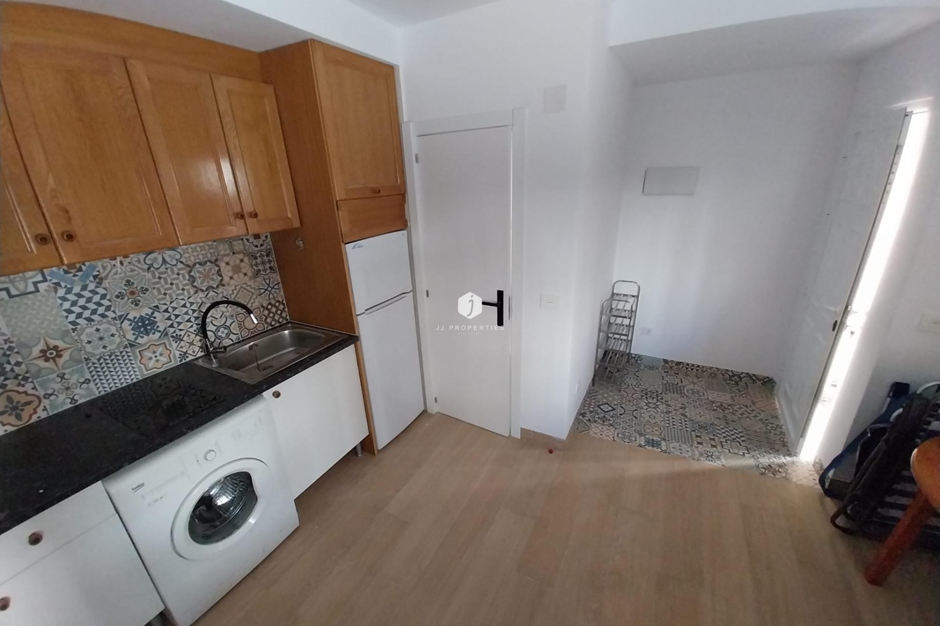 Segunda mano - Apartamento / piso -
Torrevieja - Centro