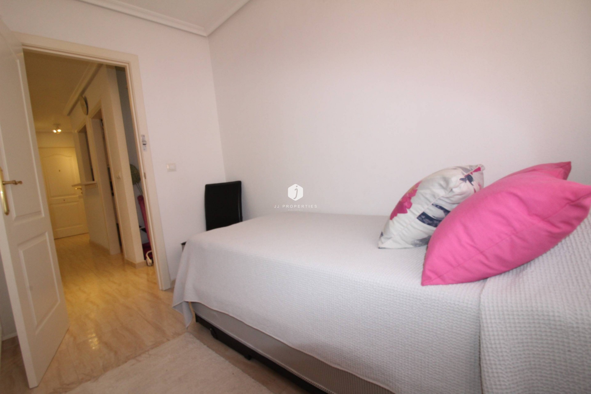 Segunda mano - Apartamento / piso -
Torrevieja - Centro