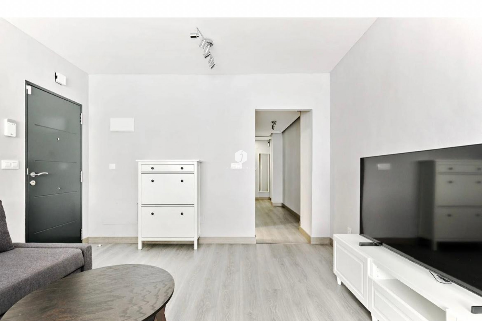 Segunda mano - Apartamento / piso -
Torrevieja - Centro