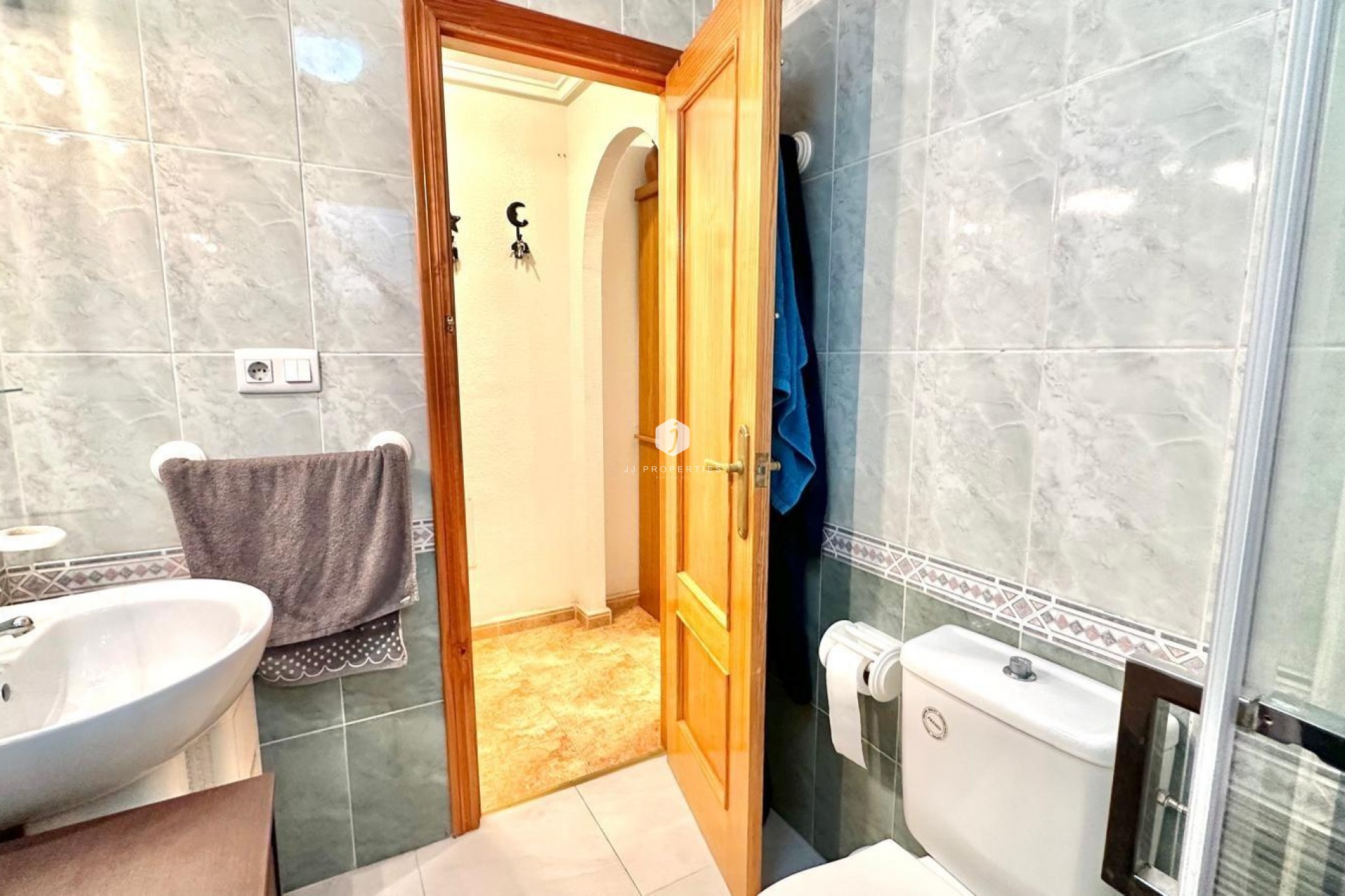 Segunda mano - Apartamento / piso -
Torrevieja - Centro