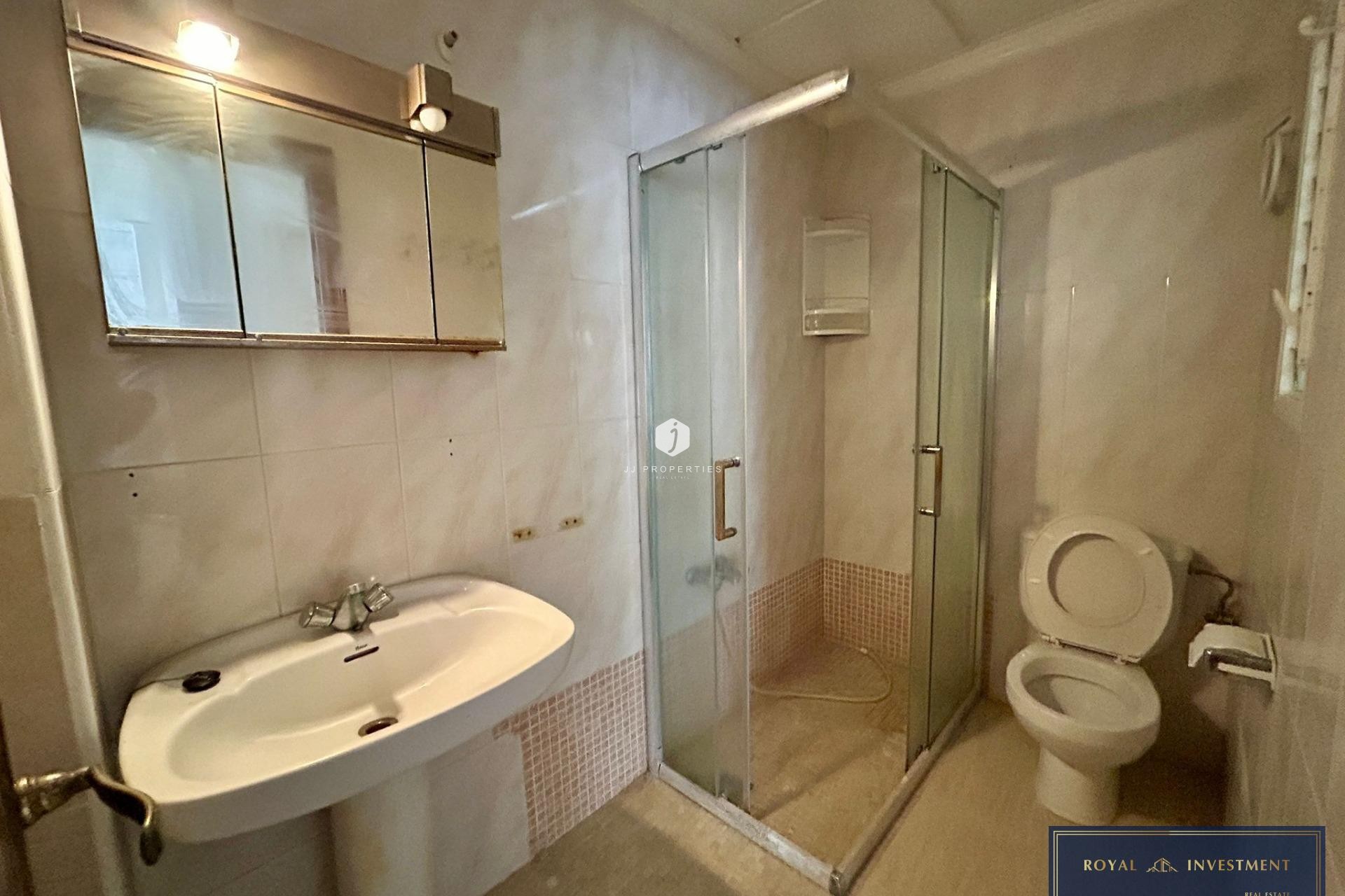 Segunda mano - Apartamento / piso -
Torrevieja - Centro
