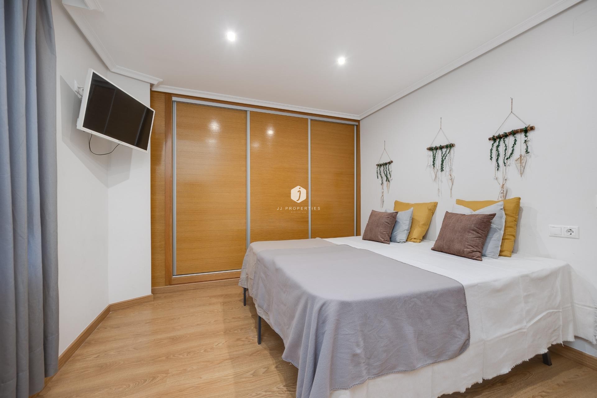 Segunda mano - Apartamento / piso -
Torrevieja - Centro