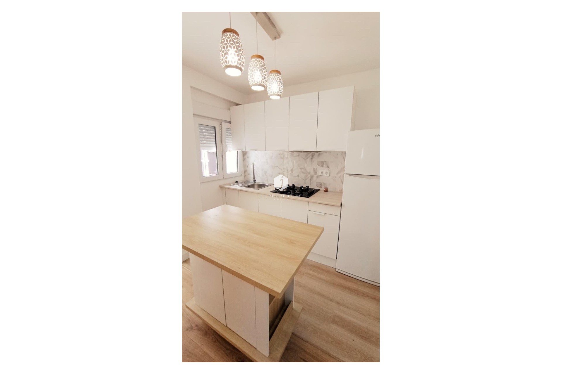 Segunda mano - Apartamento / piso -
Torrevieja - Centro
