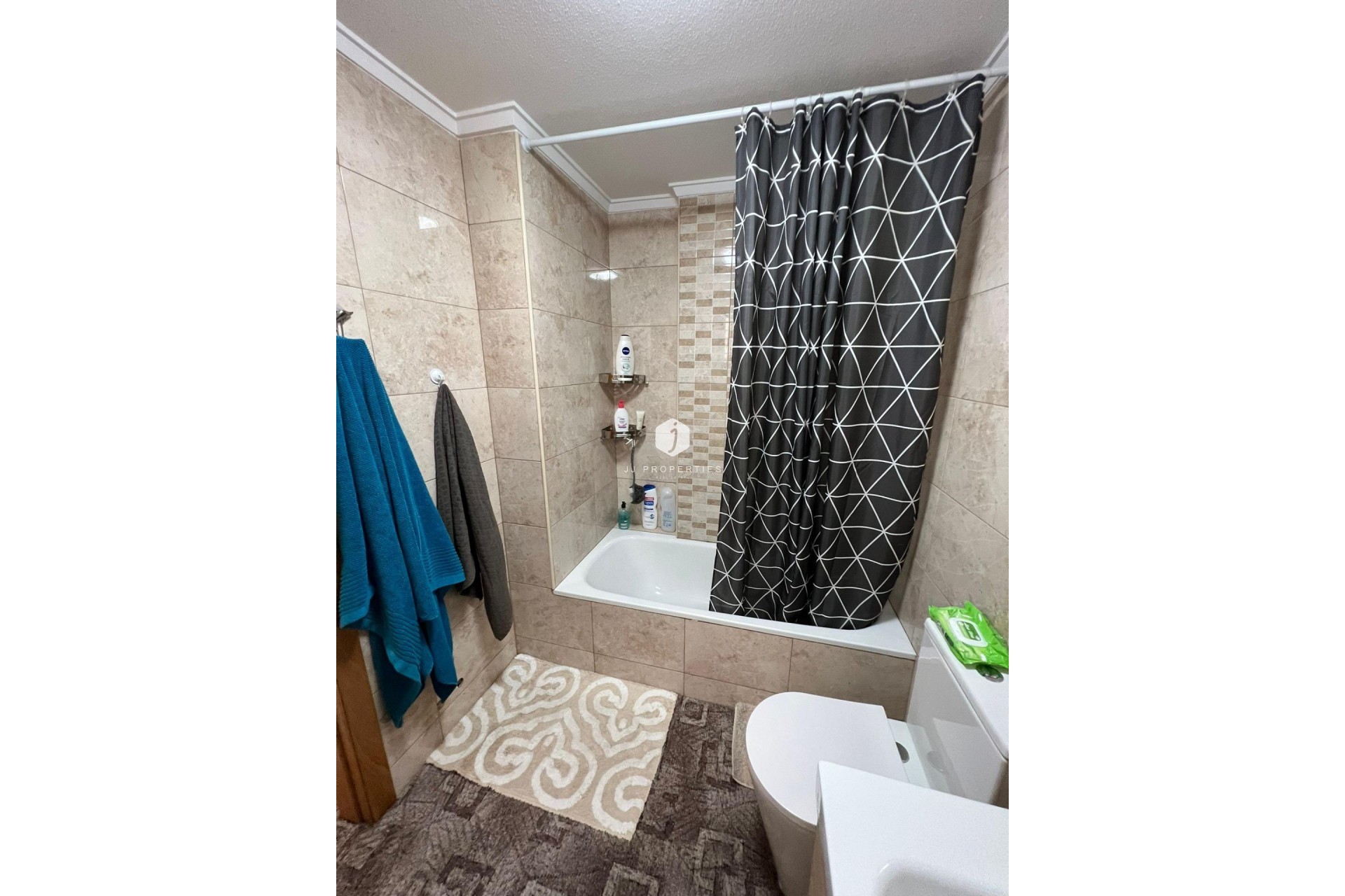 Segunda mano - Apartamento / piso -
Torrevieja - Centro
