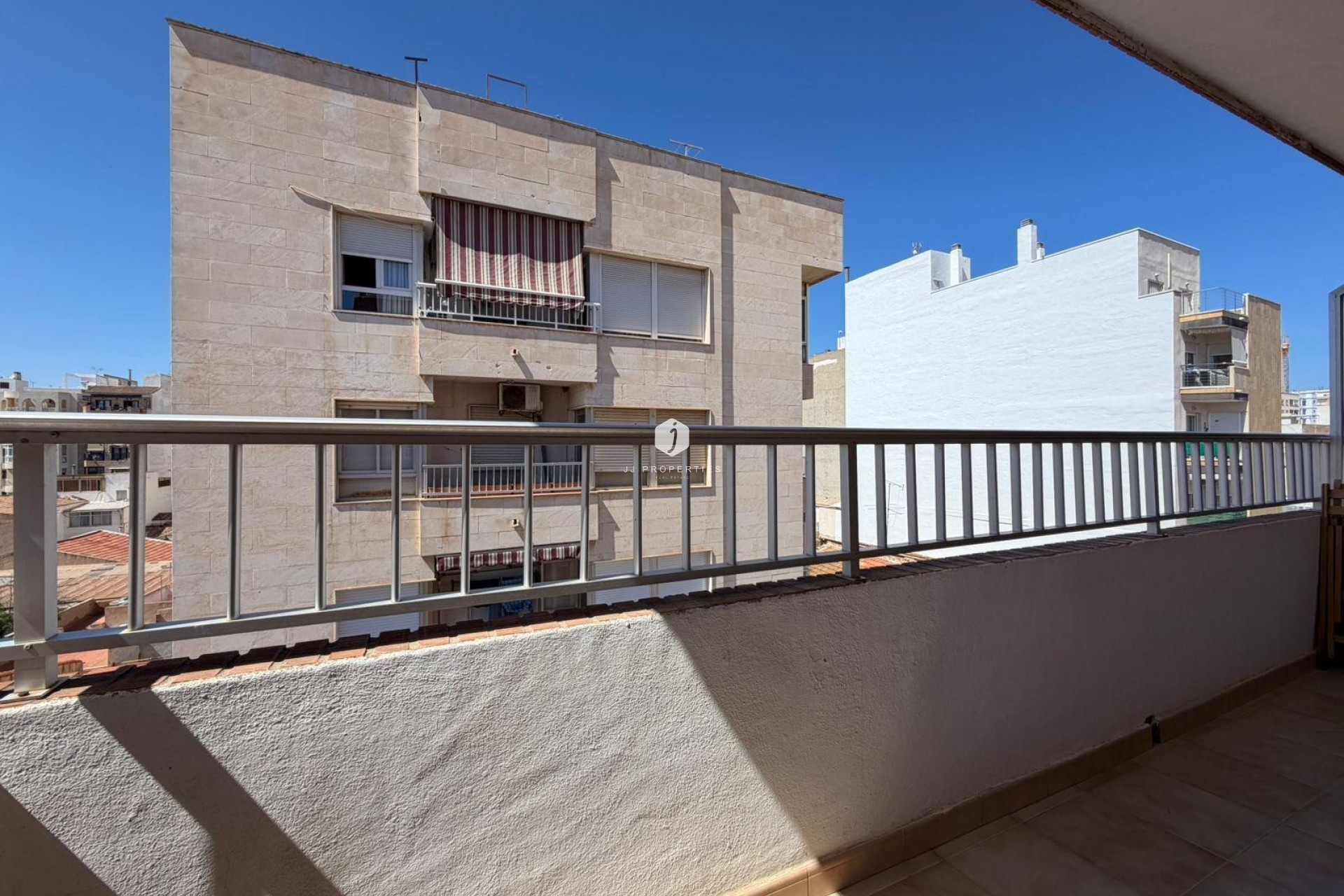 Segunda mano - Apartamento / piso -
Torrevieja - Centro