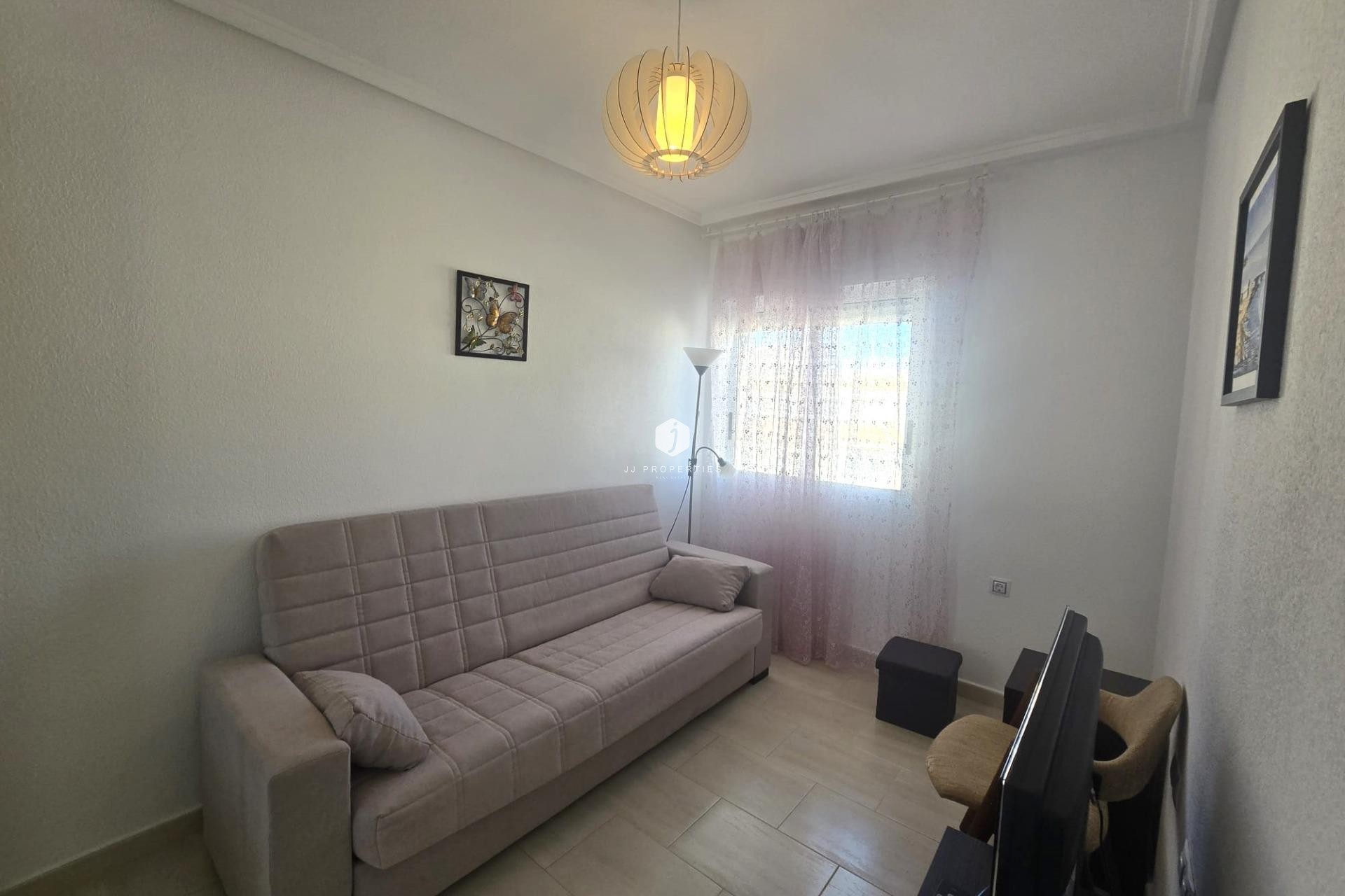 Segunda mano - Apartamento / piso -
Torrevieja - Centro