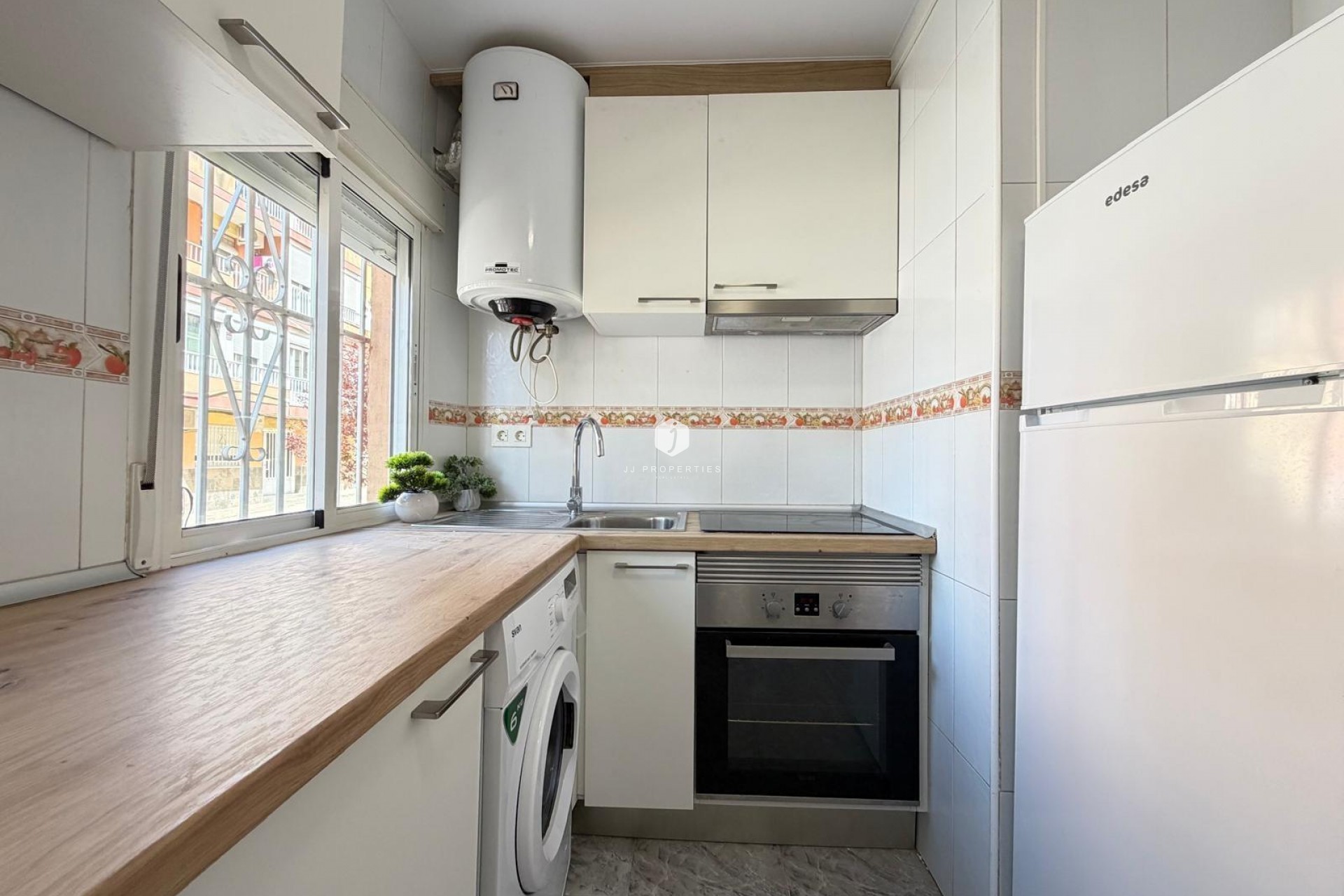 Segunda mano - Apartamento / piso -
Torrevieja - Centro