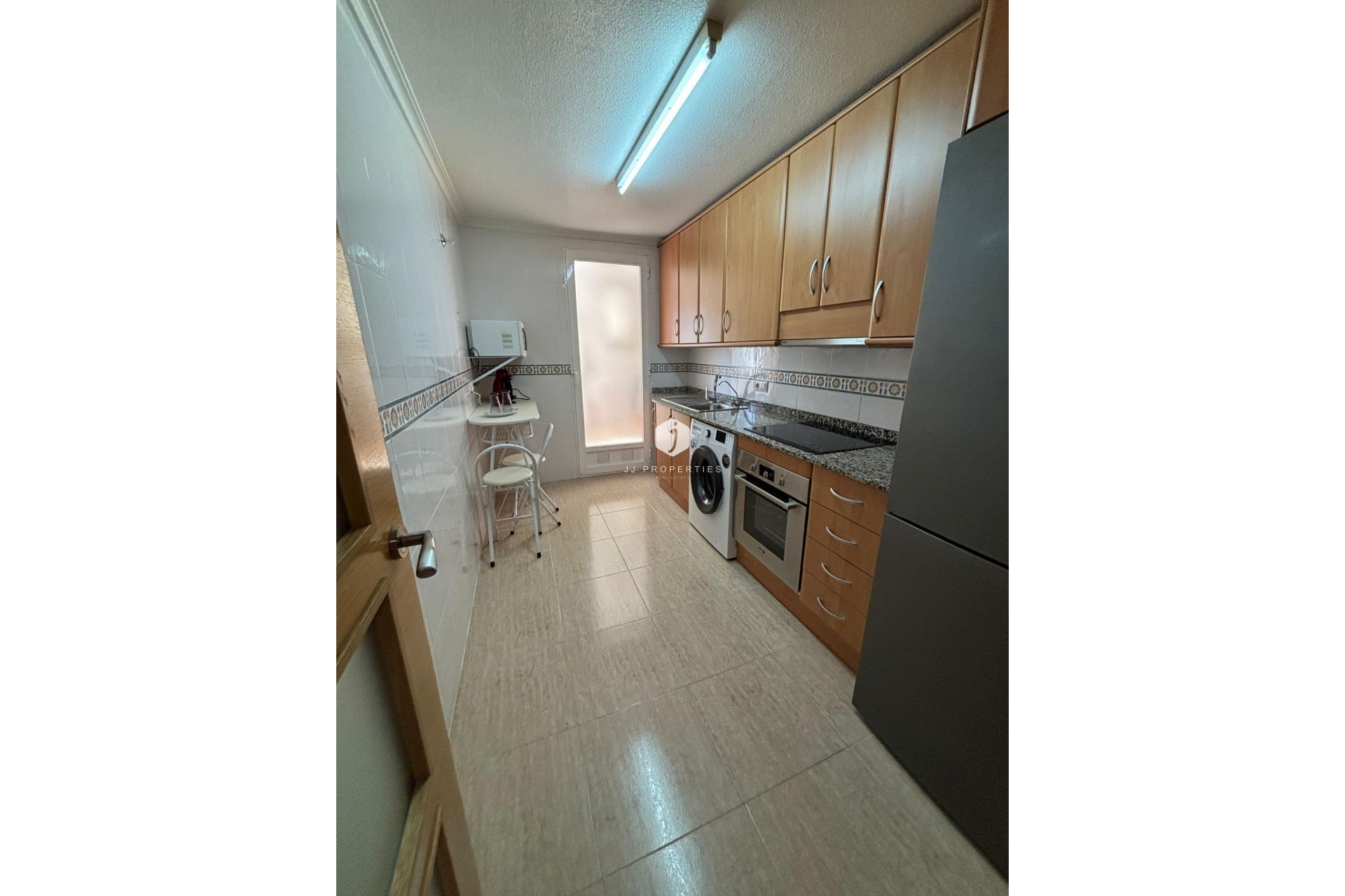 Segunda mano - Apartamento / piso -
Torrevieja - Centro