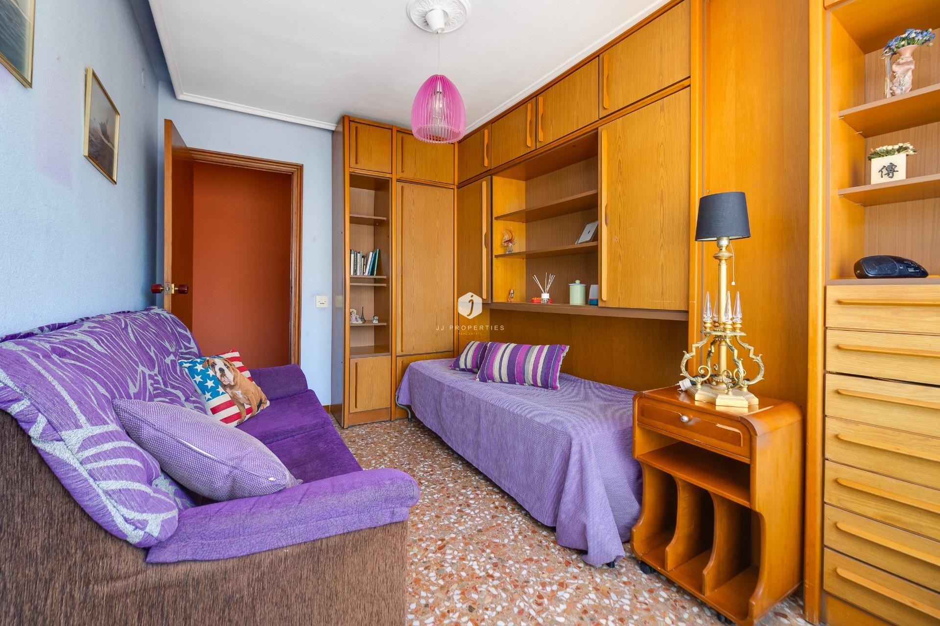 Segunda mano - Apartamento / piso -
Torrevieja - Centro