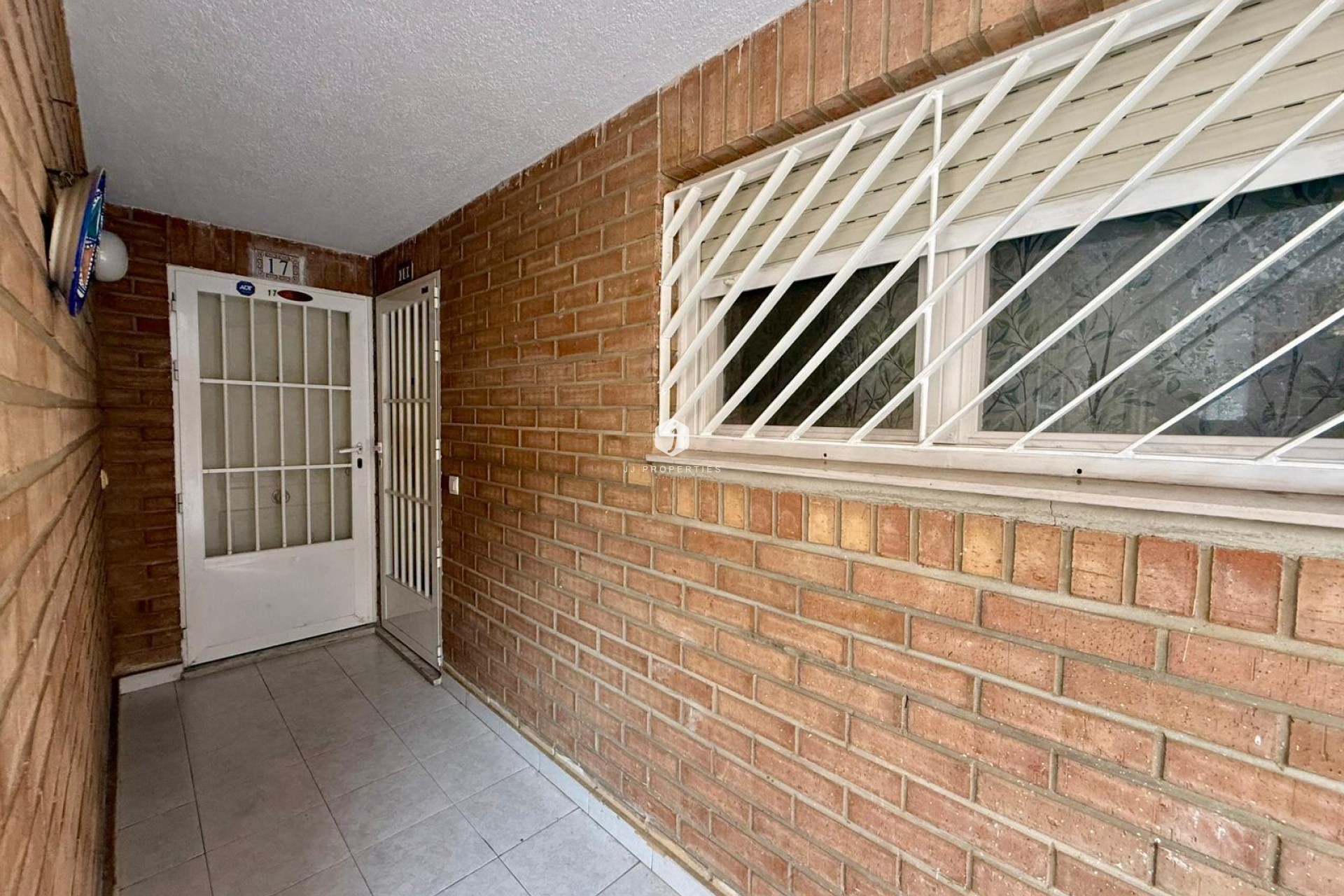 Segunda mano - Apartamento / piso -
Torrevieja - Centro