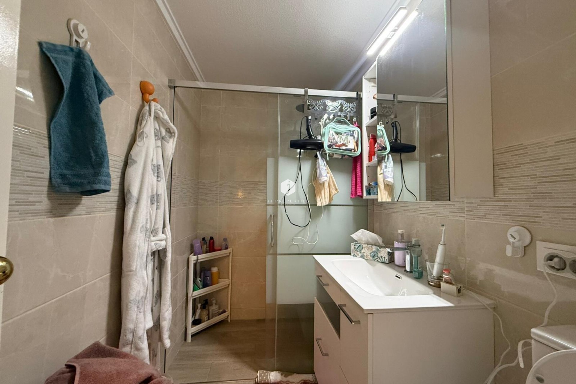 Segunda mano - Apartamento / piso -
Torrevieja - Centro